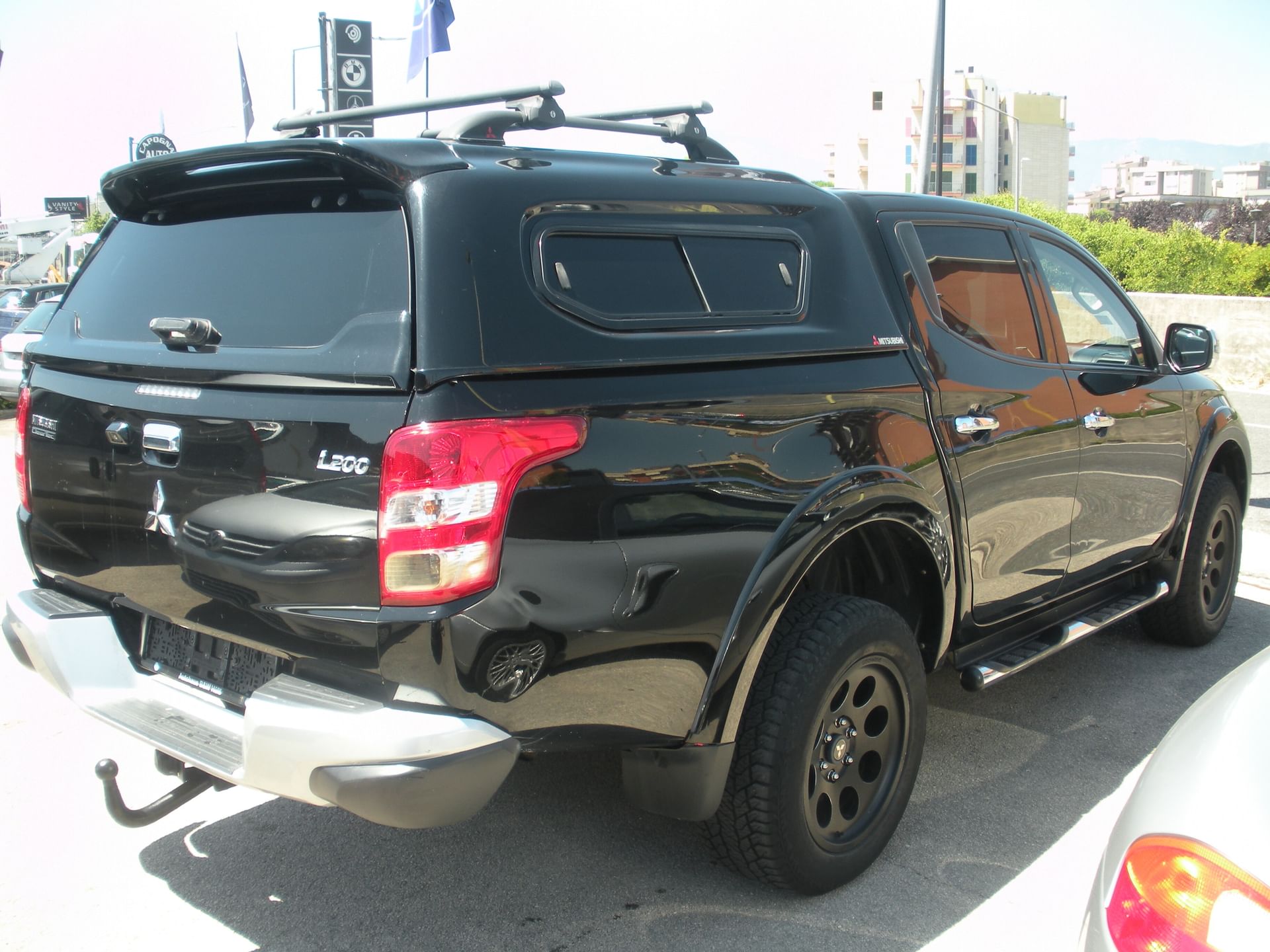 Mitsubishi L200