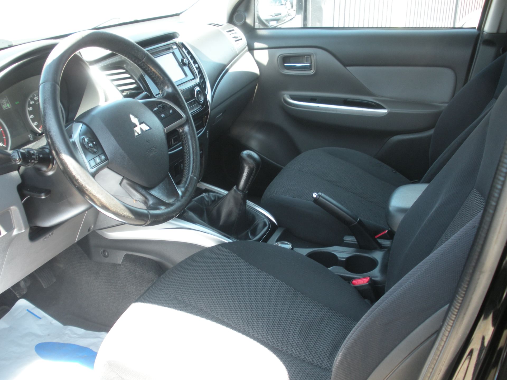Mitsubishi L200