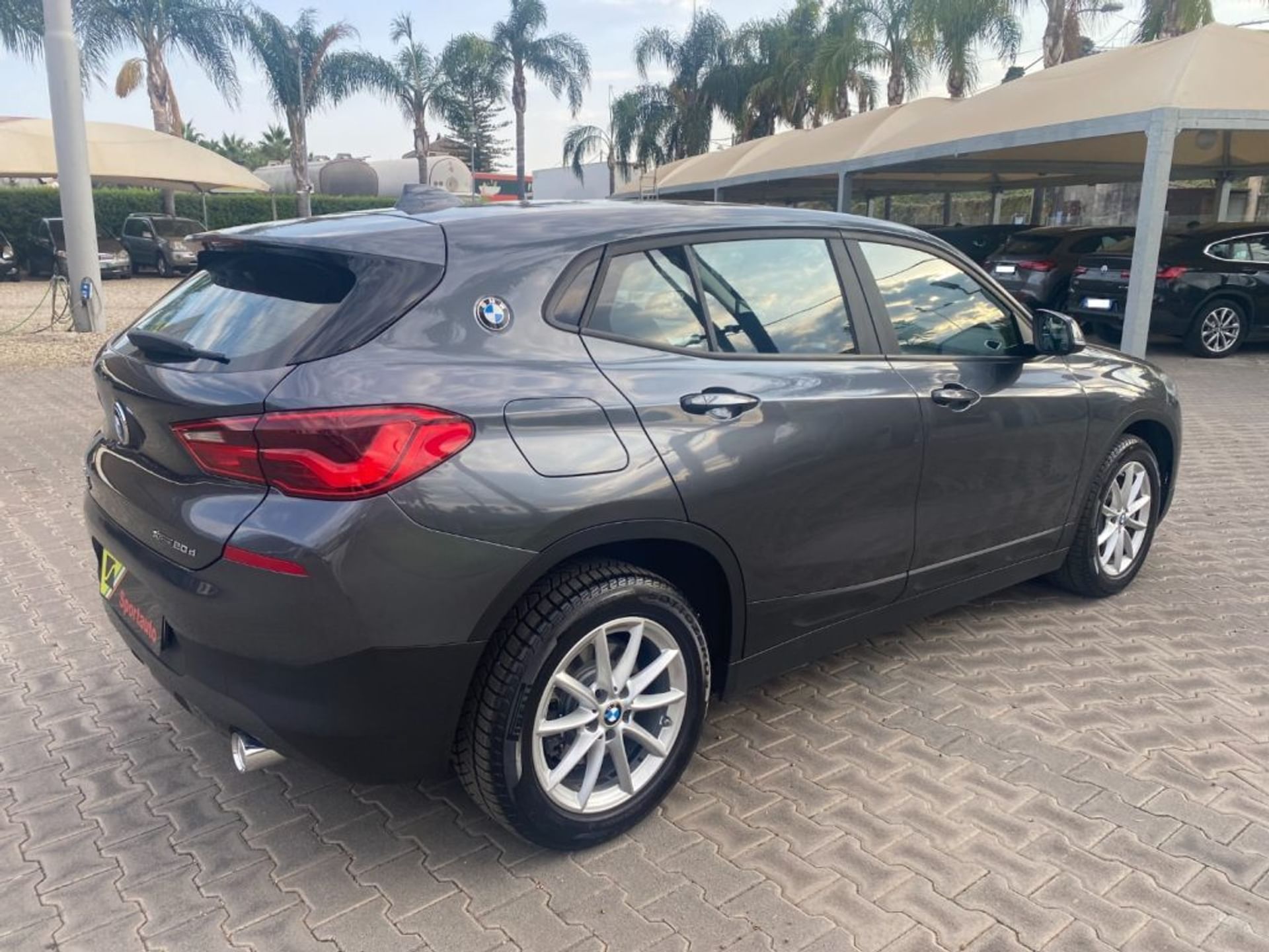 BMW X2