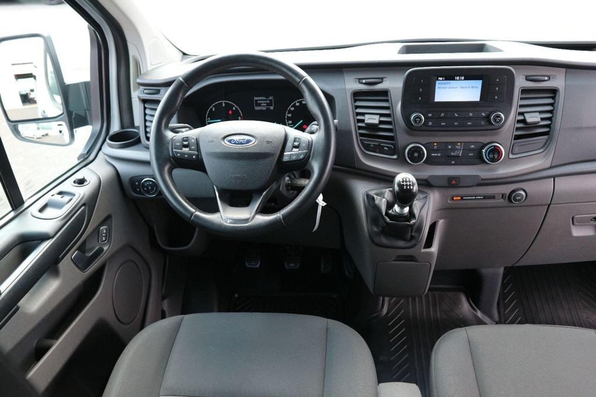 Ford Tourneo Custom