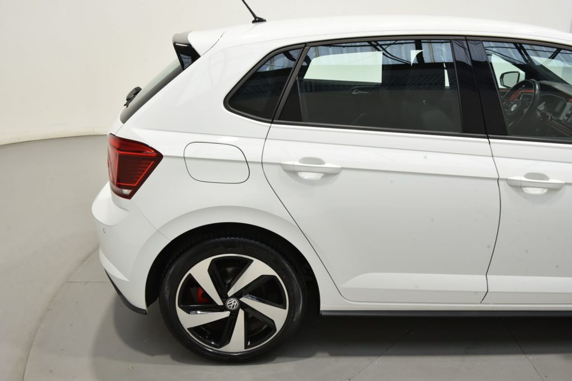 Volkswagen 2.0 TSI - Posteriore destro