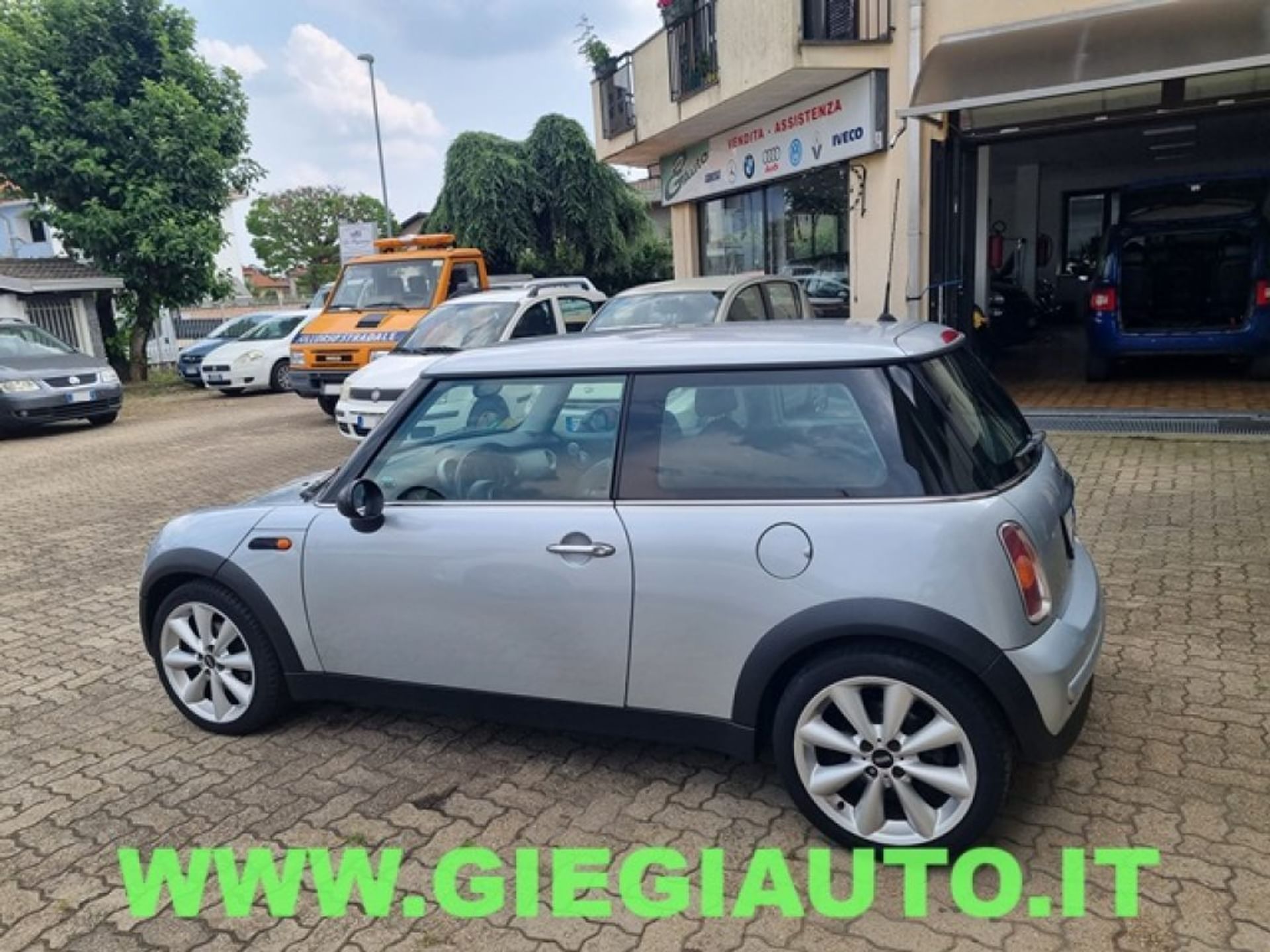 MINI One
