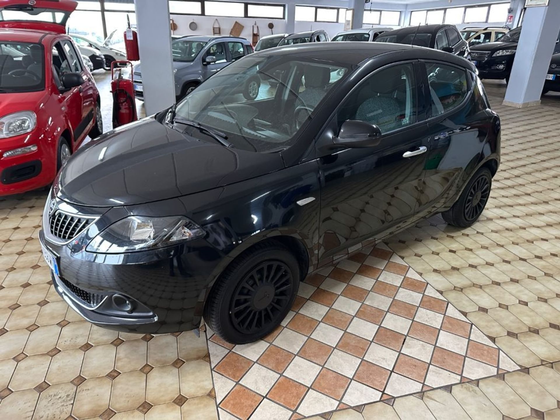 Lancia Ypsilon