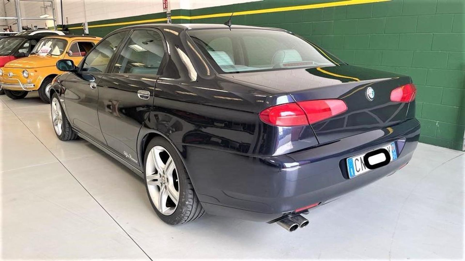 Alfa Romeo 166