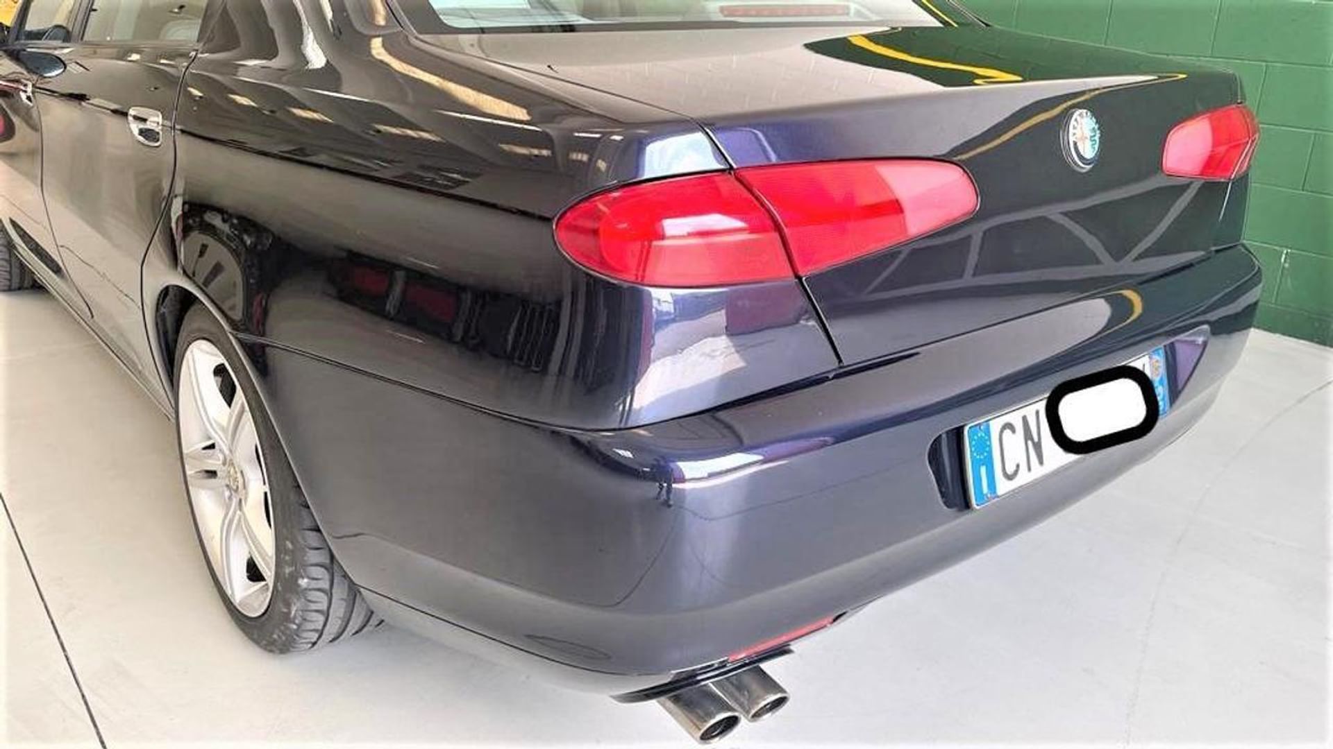 Alfa Romeo 166