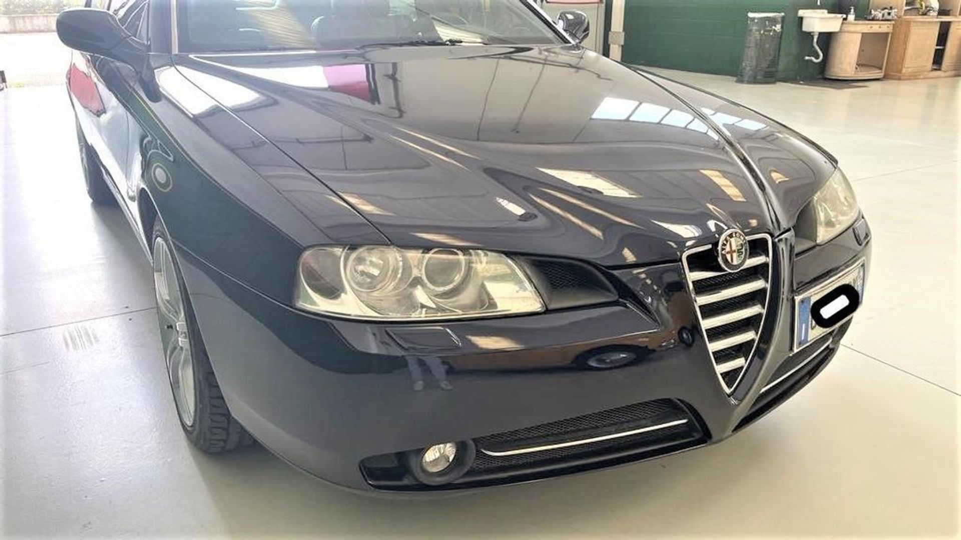 Alfa Romeo 166