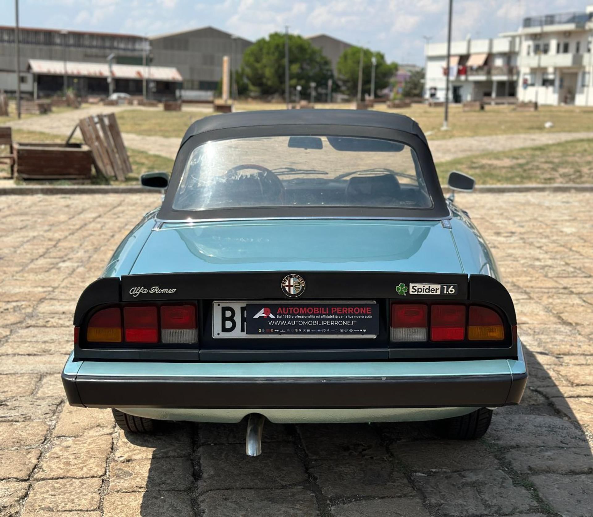 Alfa Romeo Spider