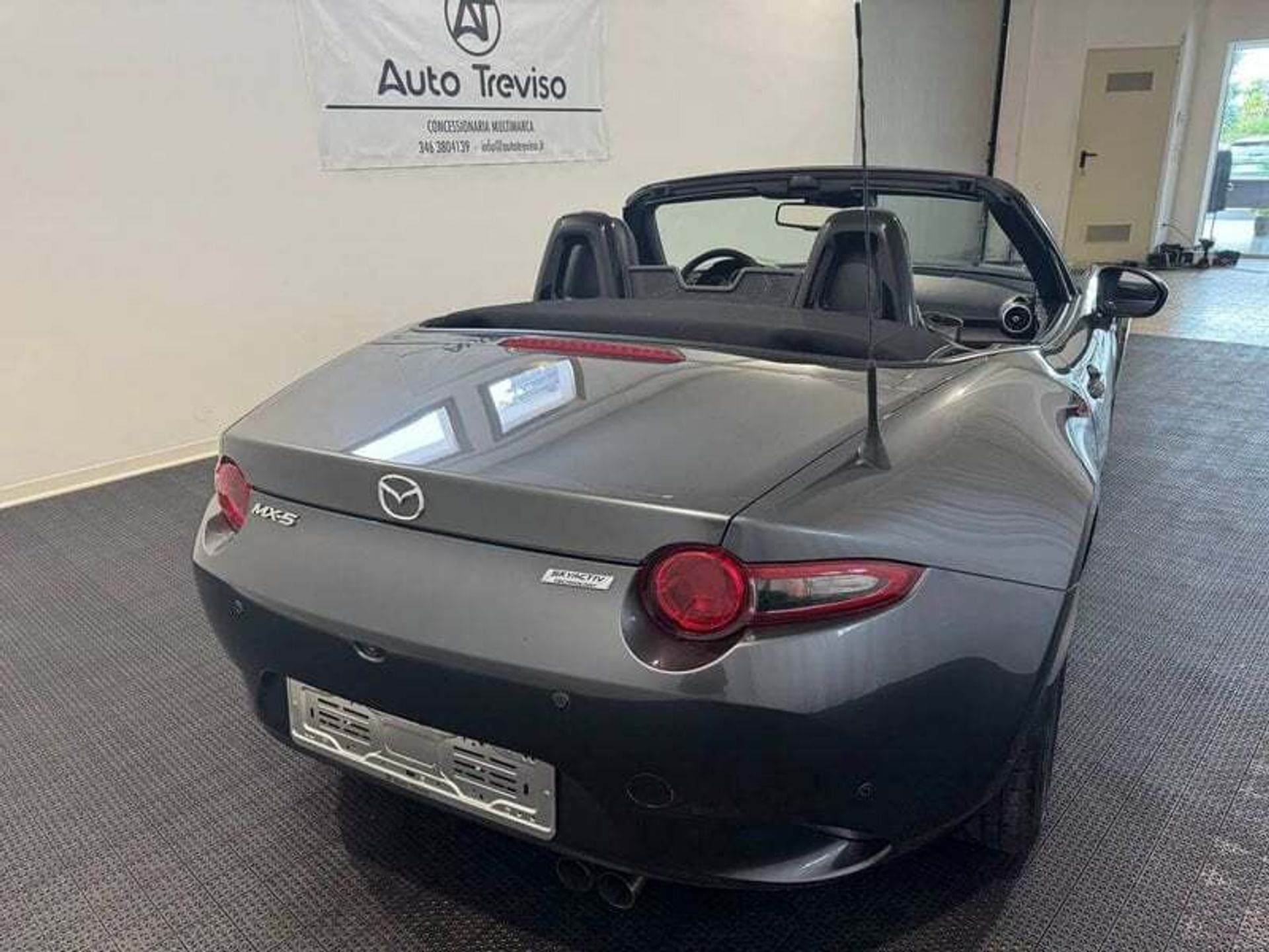 Mazda MX-5