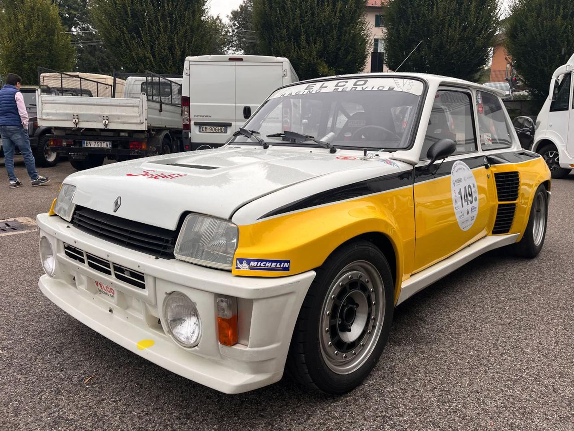Renault 9
