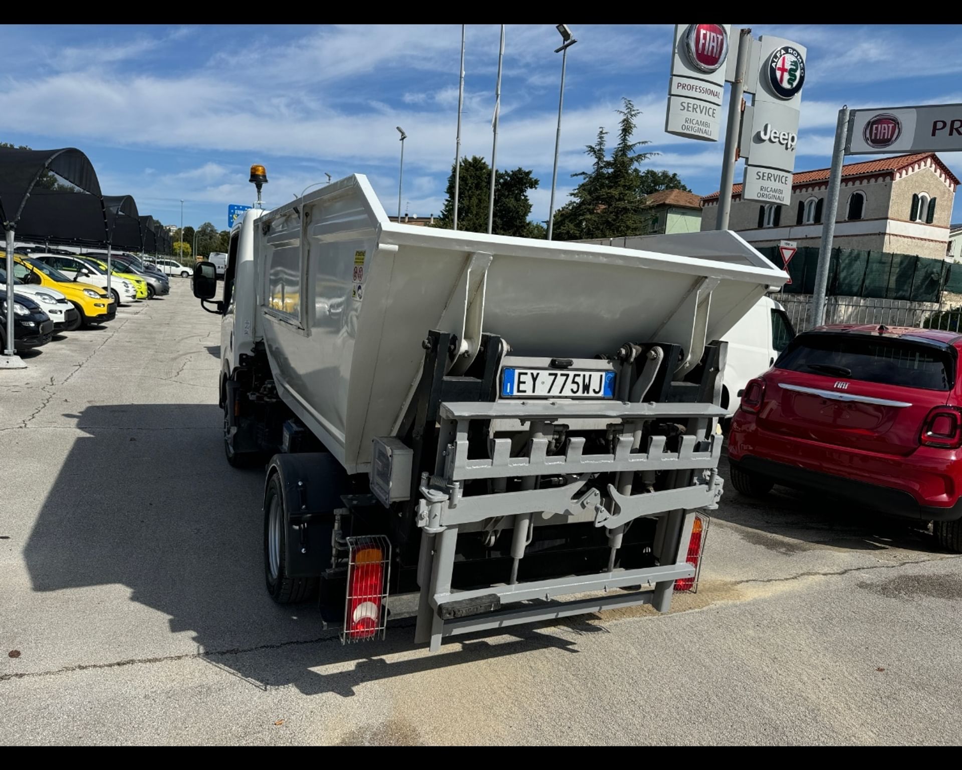 Nissan Cabstar