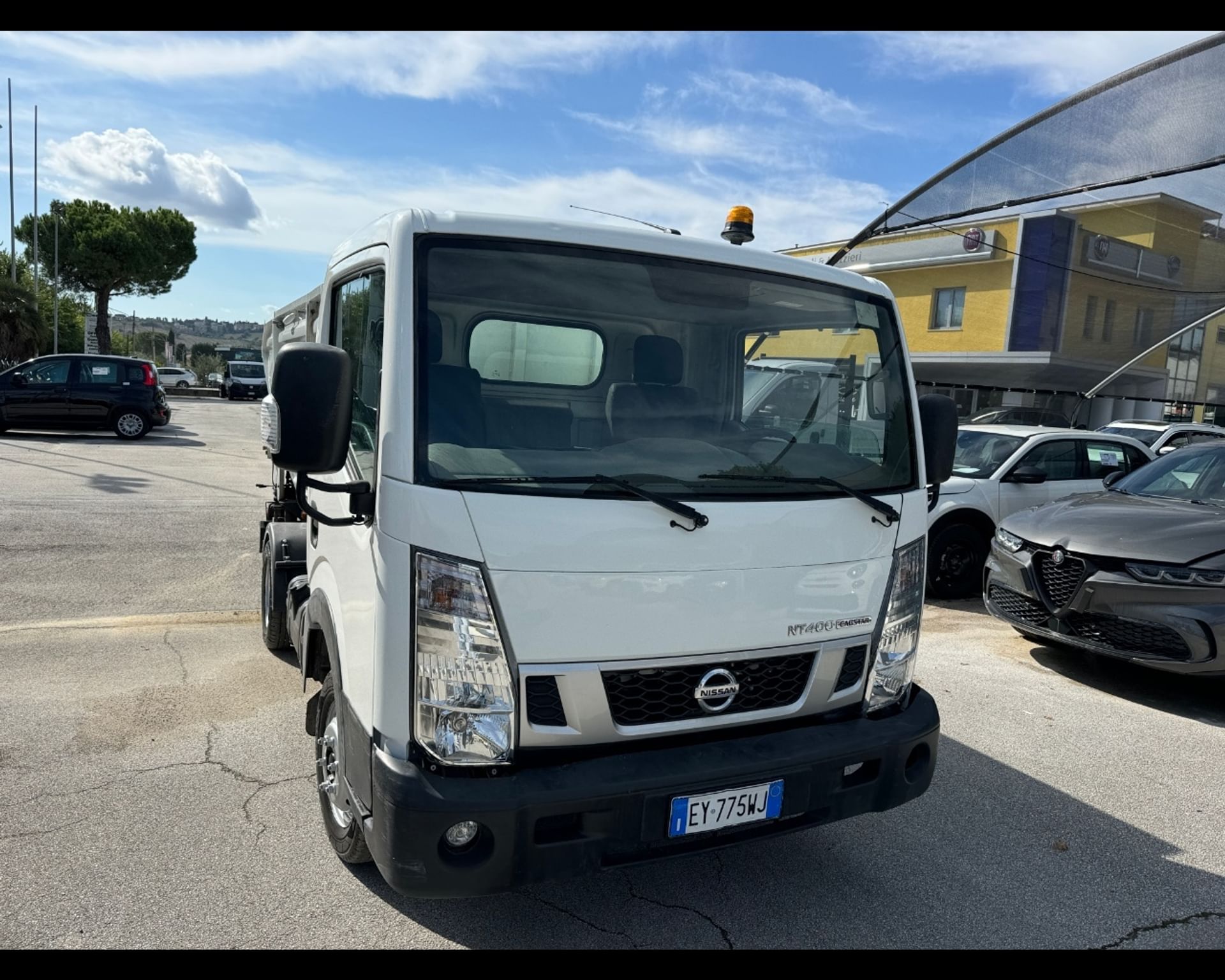 Nissan Cabstar