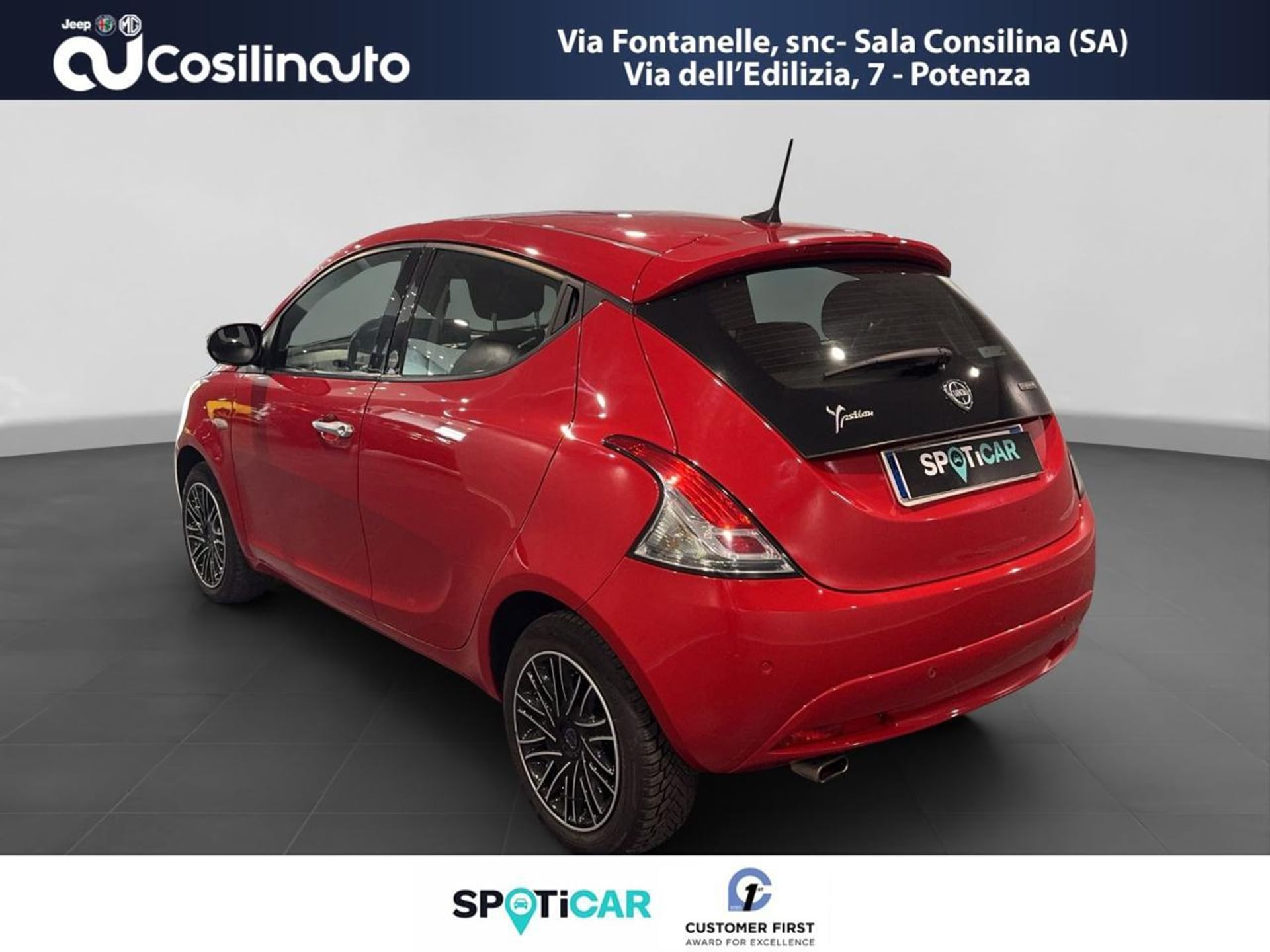 Lancia Ypsilon
