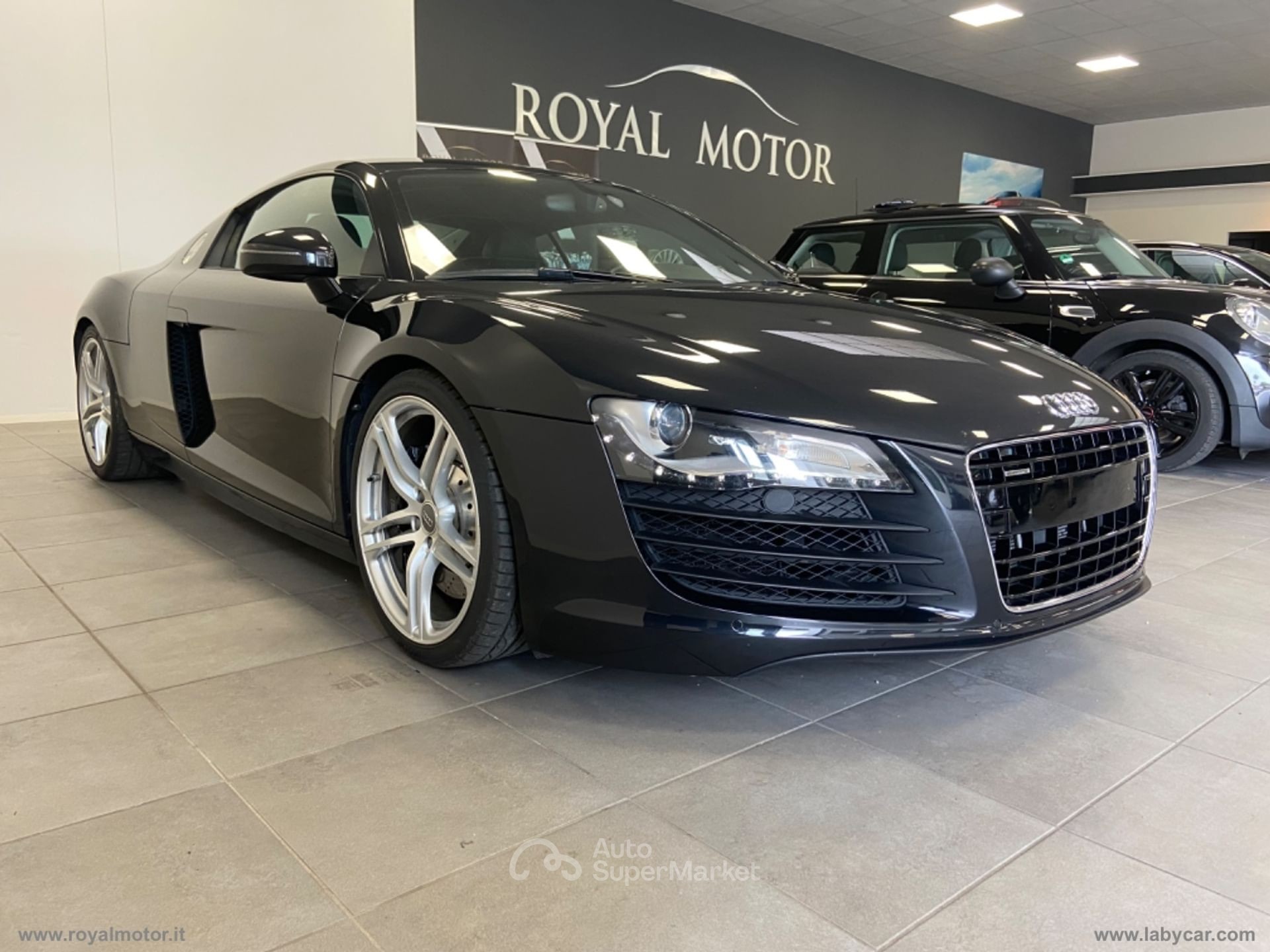 Audi R8