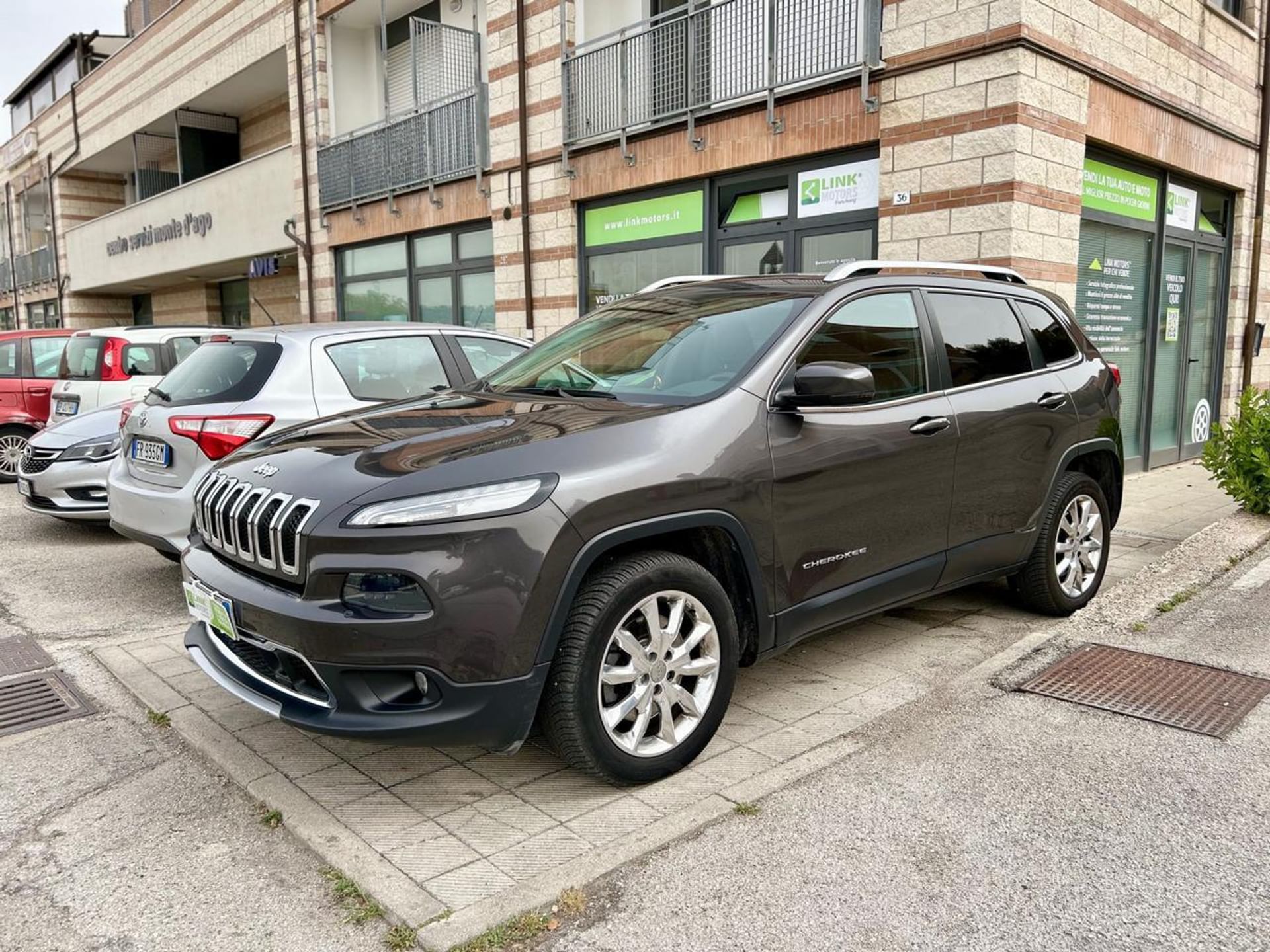 Jeep Cherokee