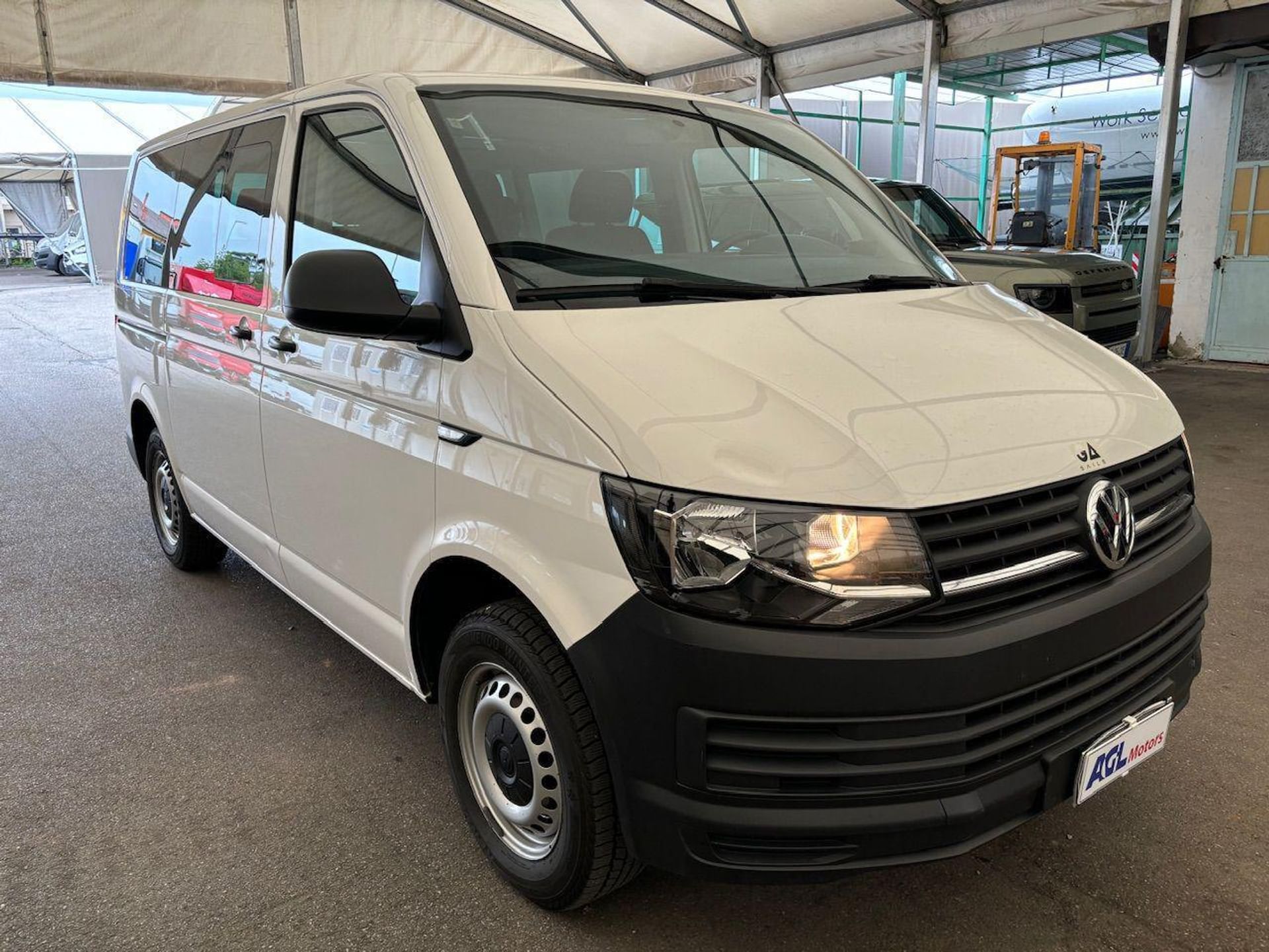 Volkswagen Caravelle