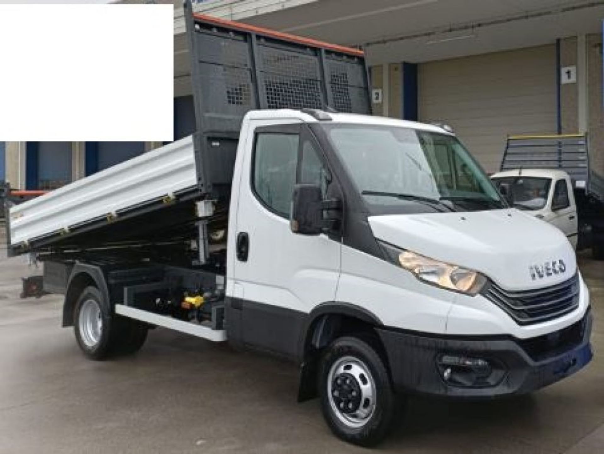 Iveco Daily BTor 2.3 HPT P.CONSEGNA 35C14 PASSO 3000 RIBALTABILE usata ...