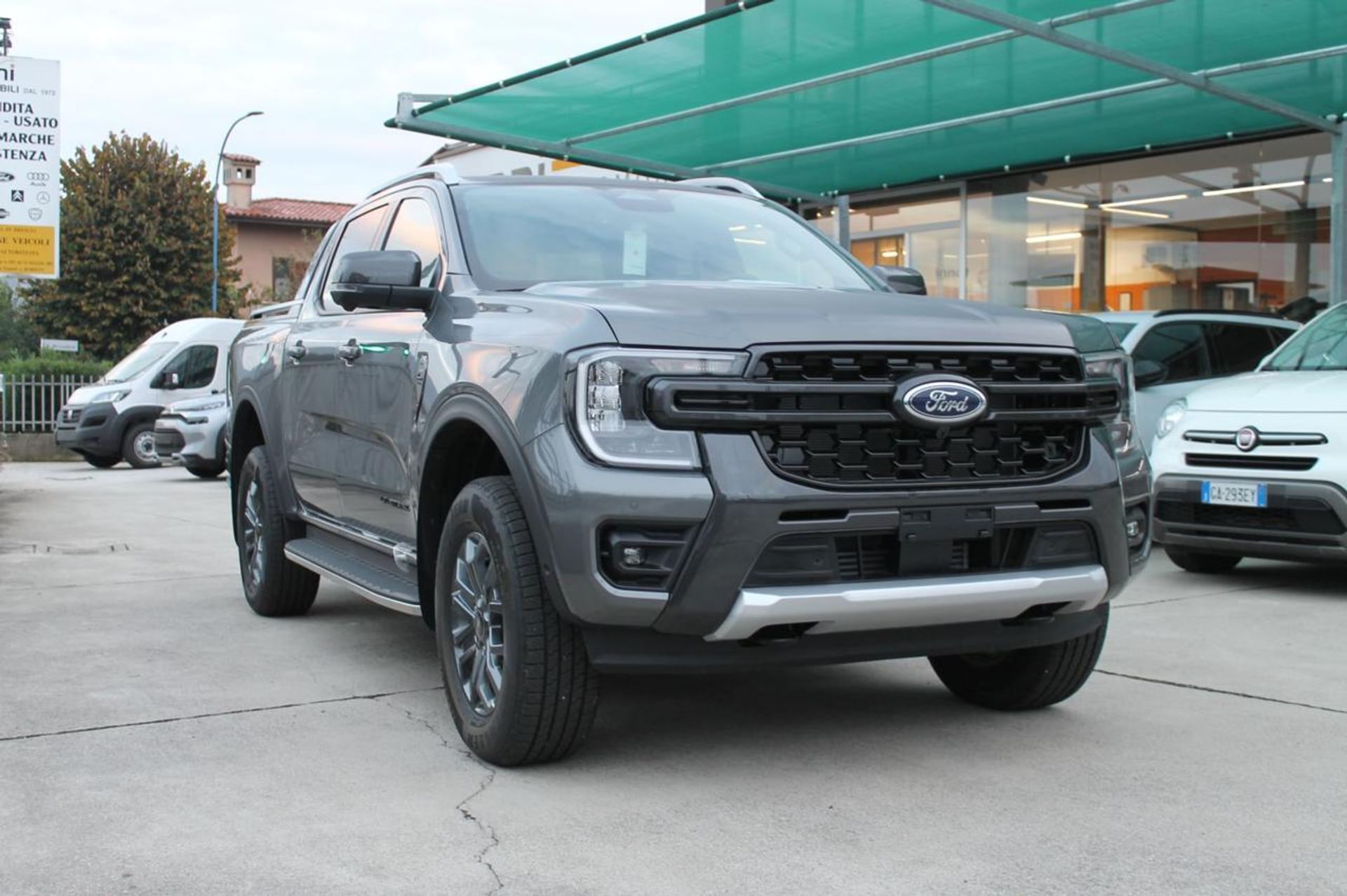 Ford Ranger 2.0 205CV DC Wildtrack *Automatico*Gancio*Roller* Nuova ...