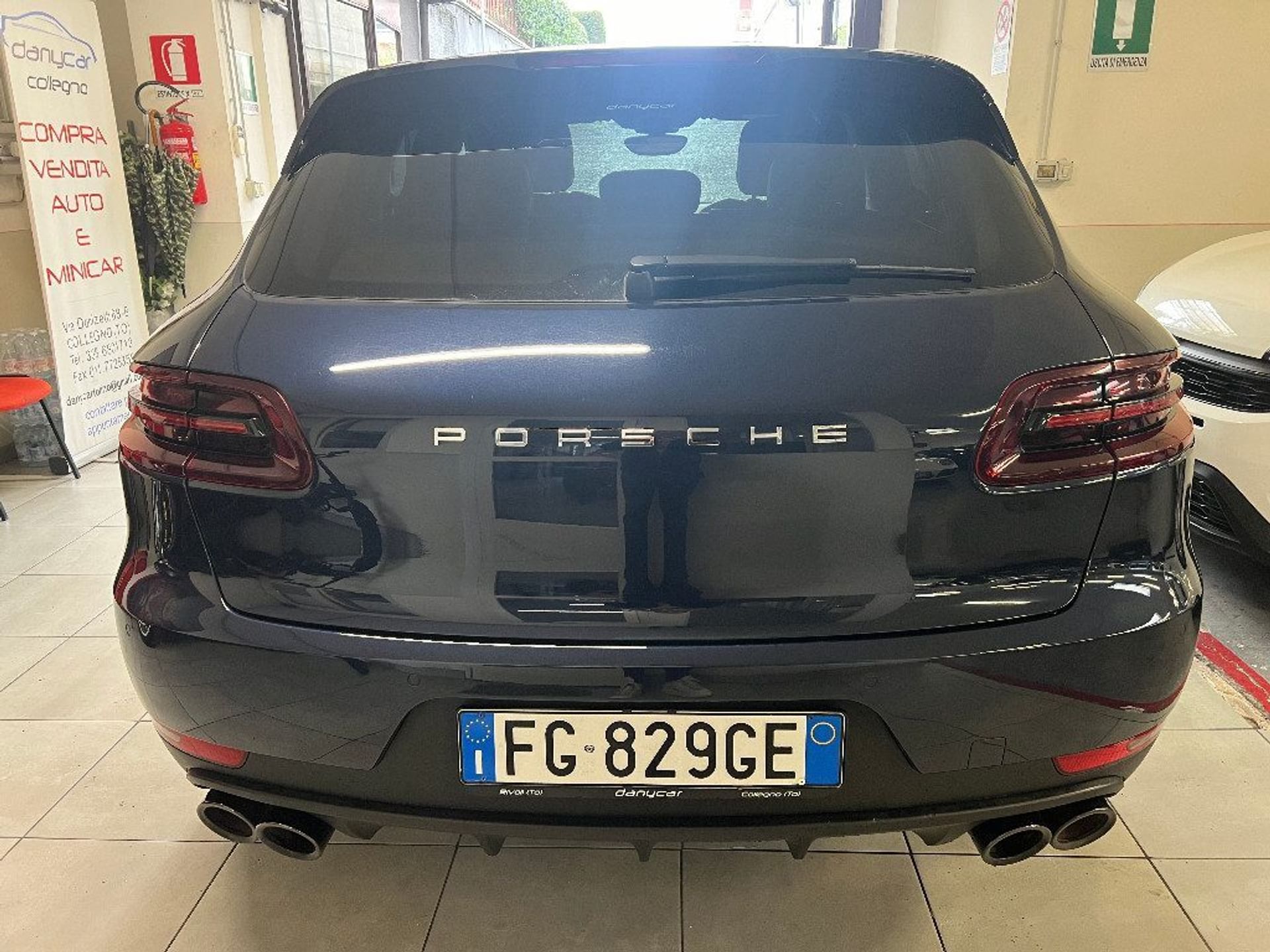 Porsche Macan