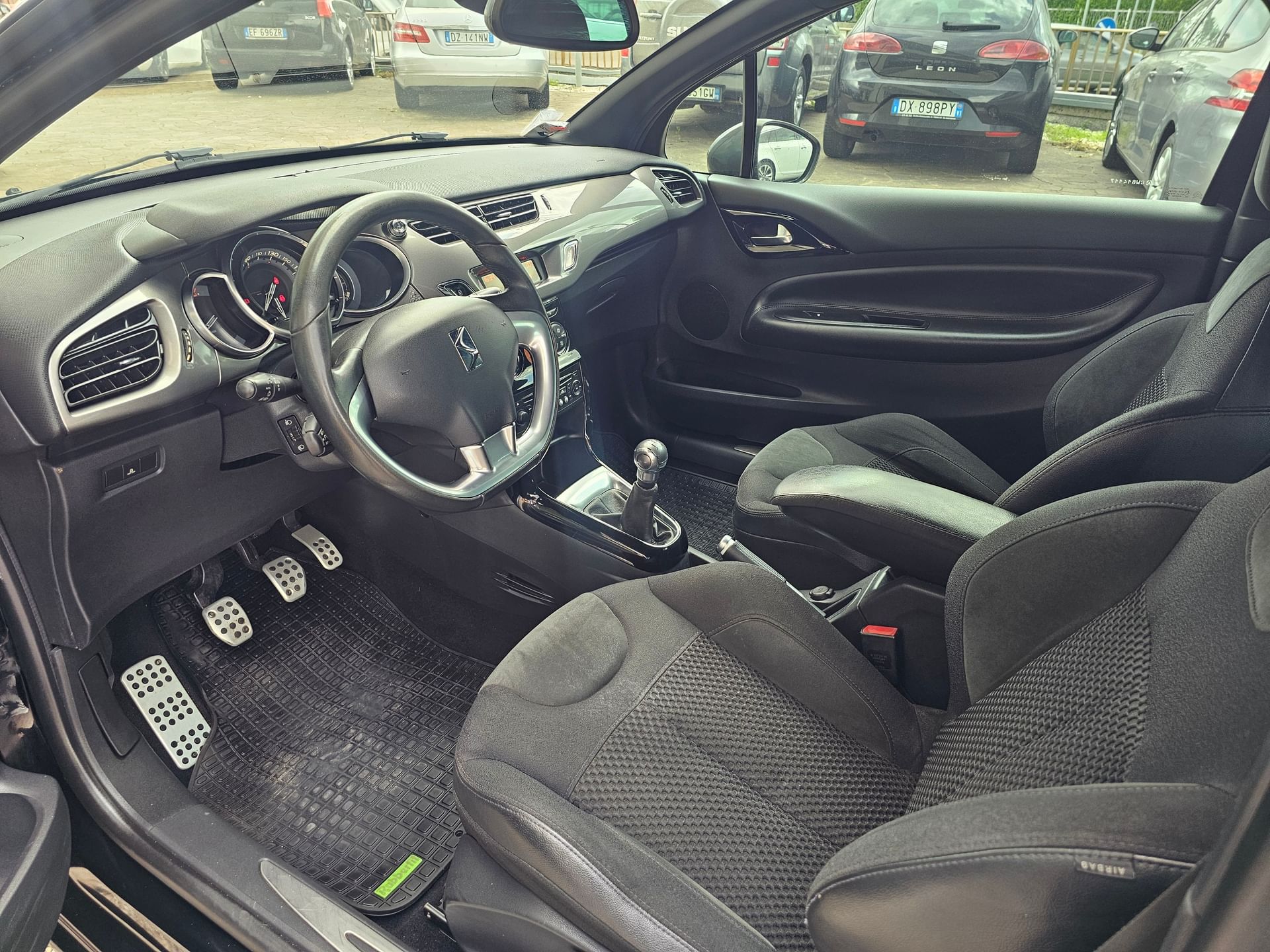 DS Automobiles DS 3