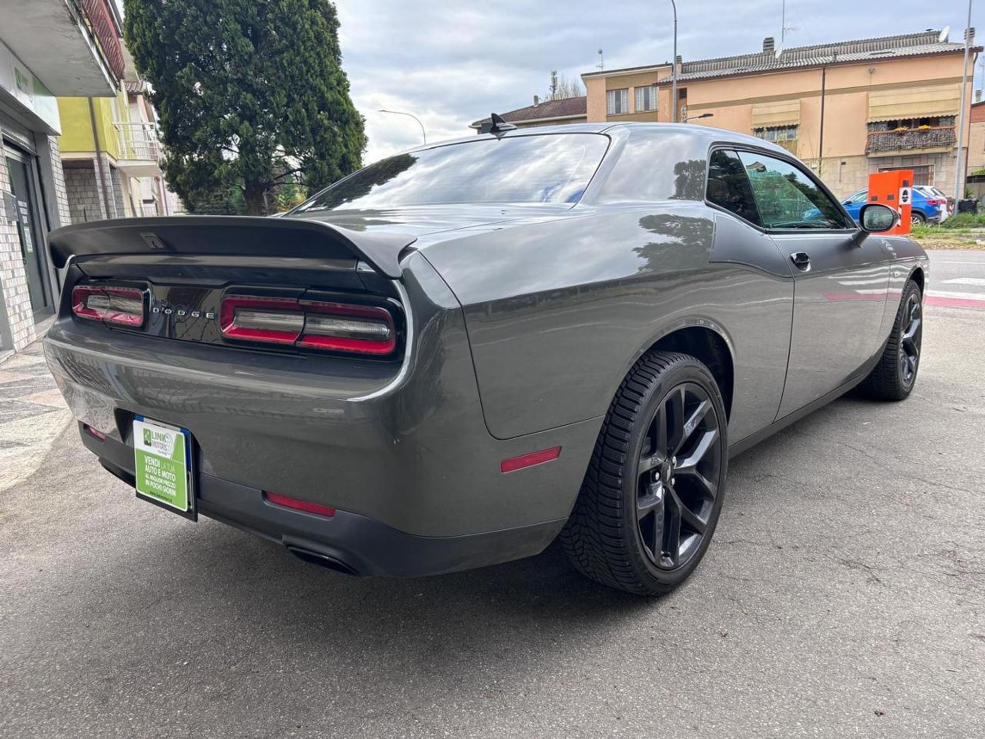 Dodge Challenger