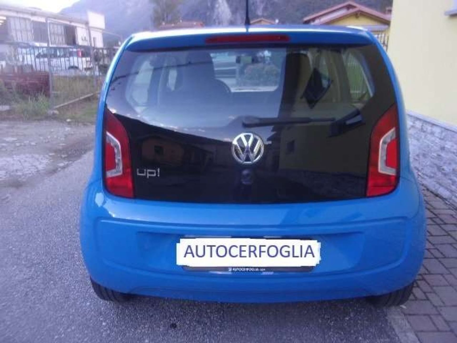 Volkswagen up!