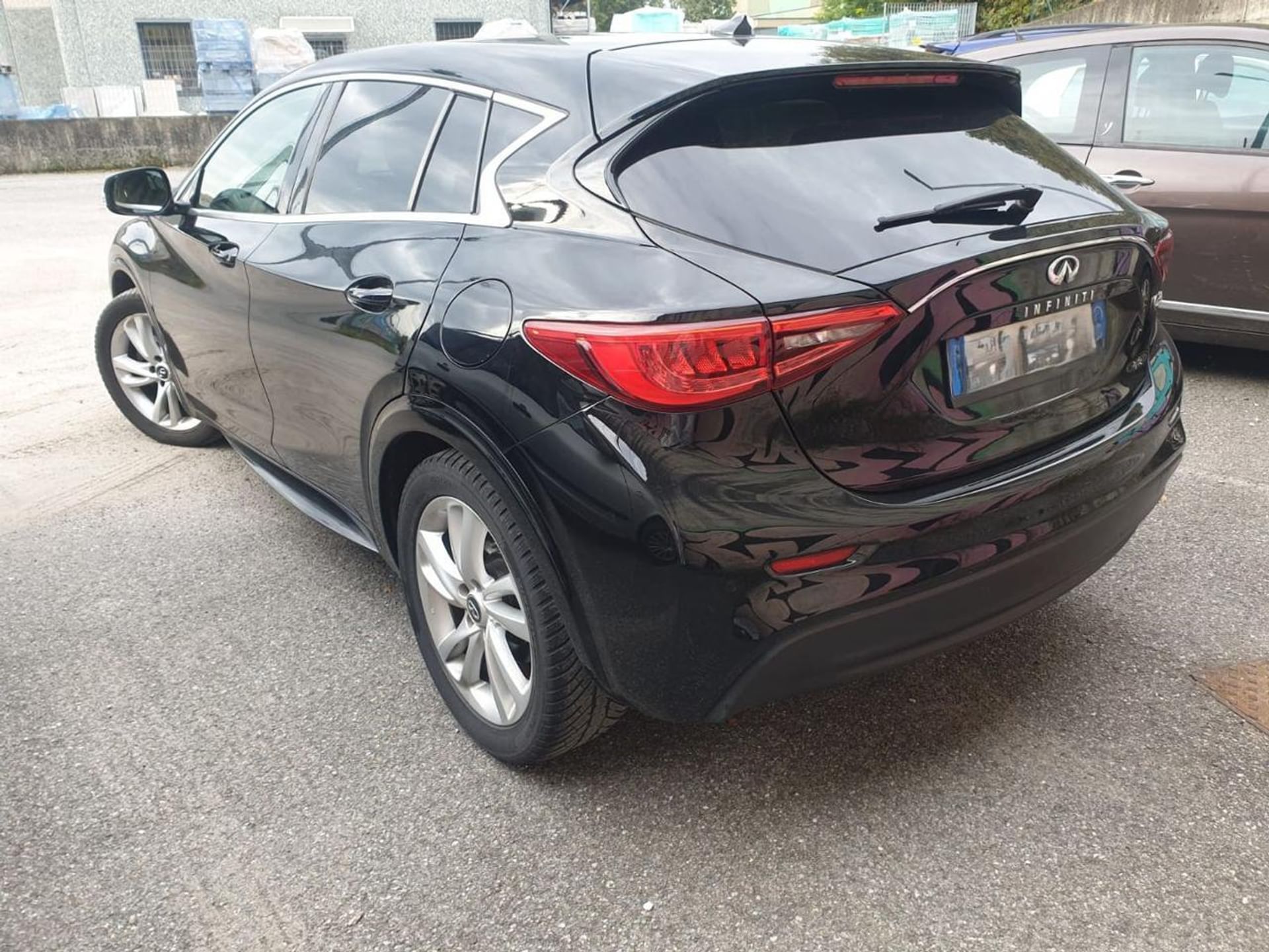 Infiniti Q30