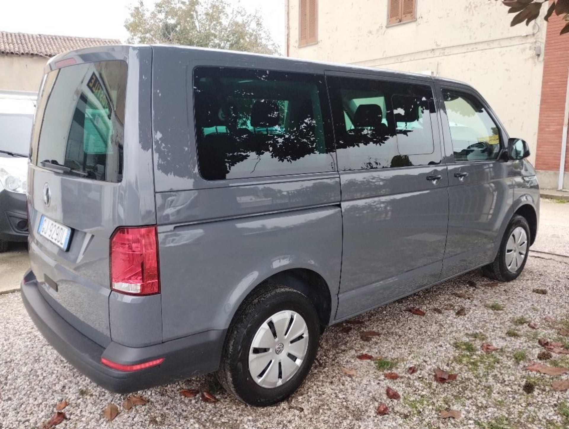 Volkswagen Caravelle