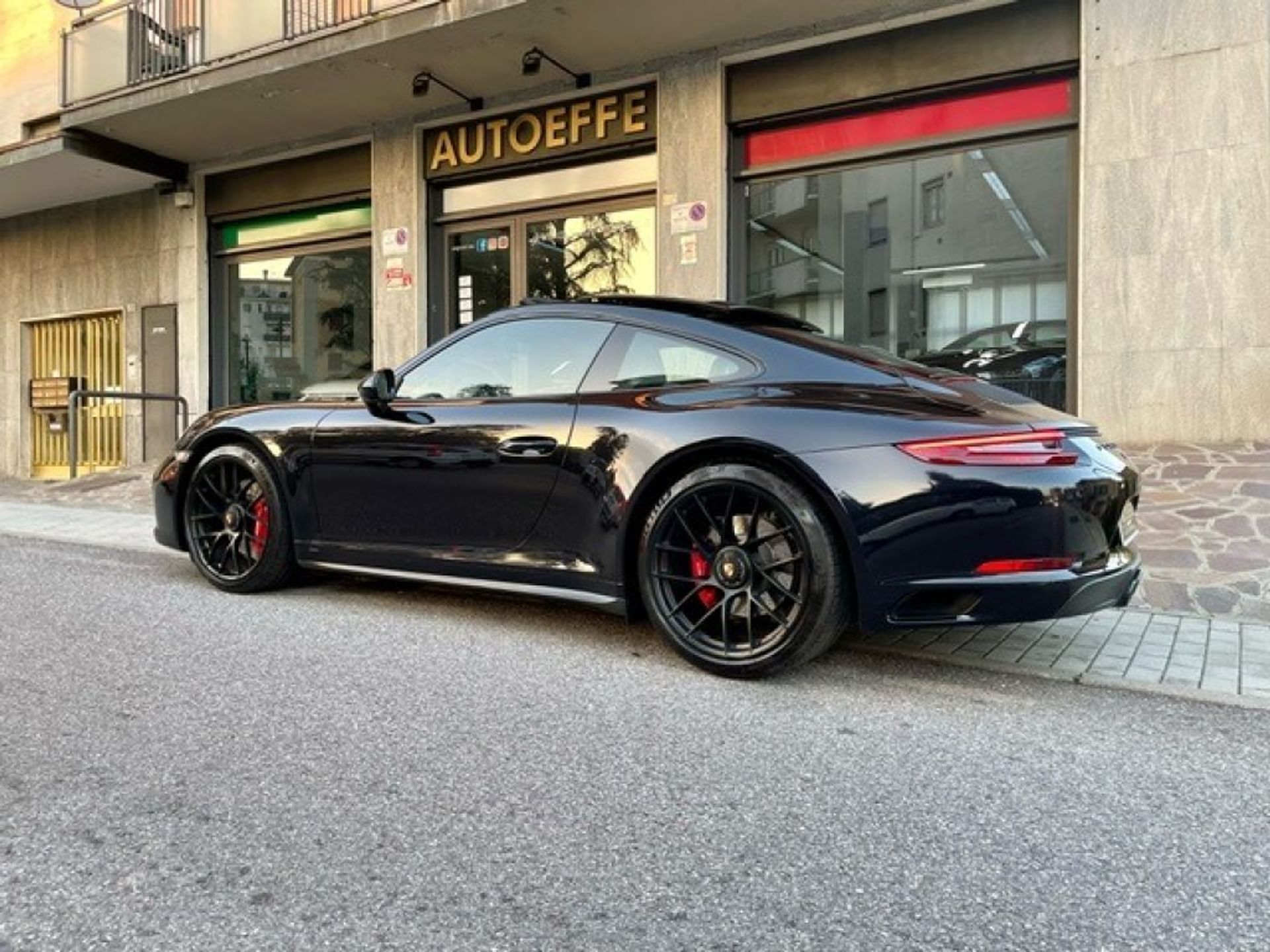 Porsche 911