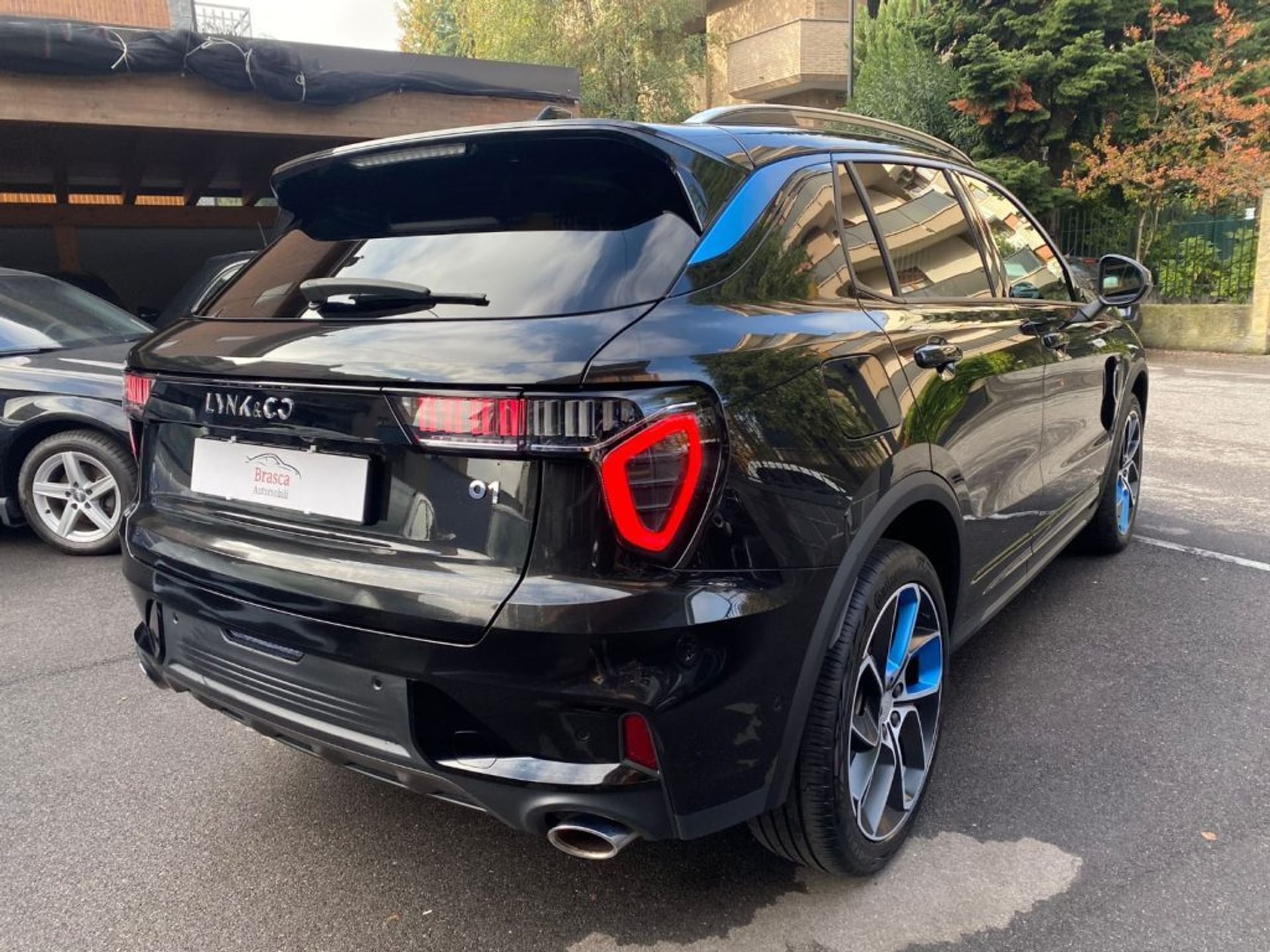 Lynk & Co 01