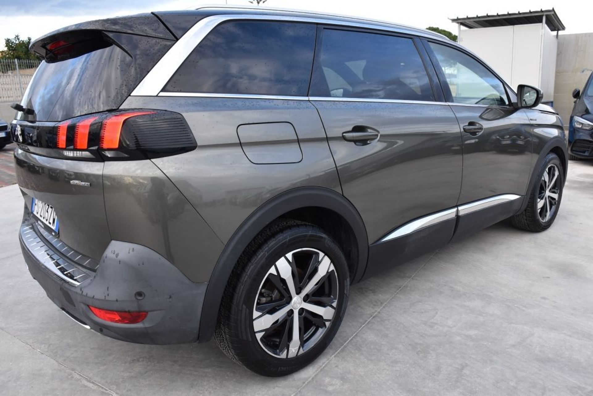 Peugeot 5008