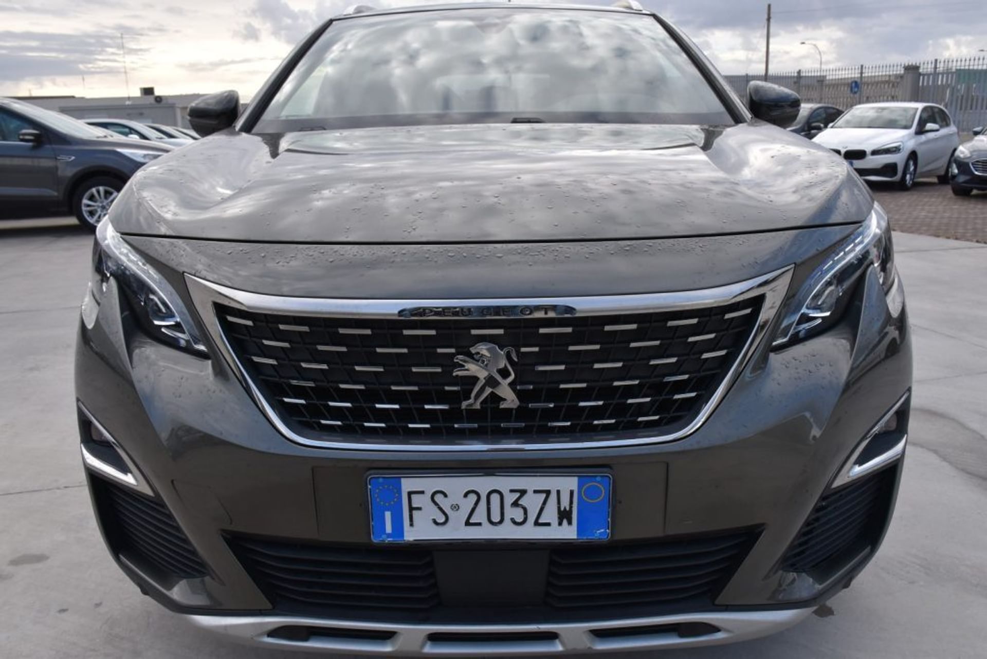 Peugeot 5008