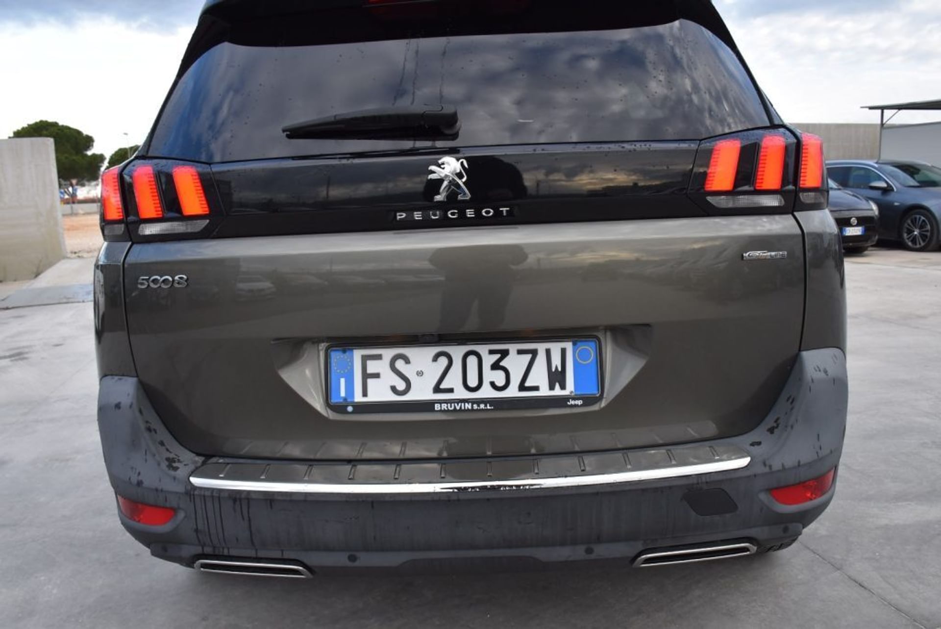 Peugeot 5008