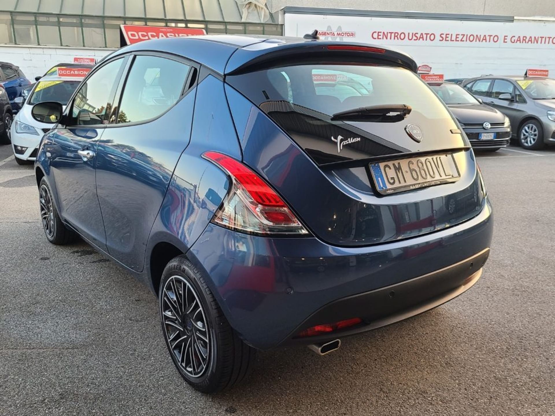 Lancia Ypsilon