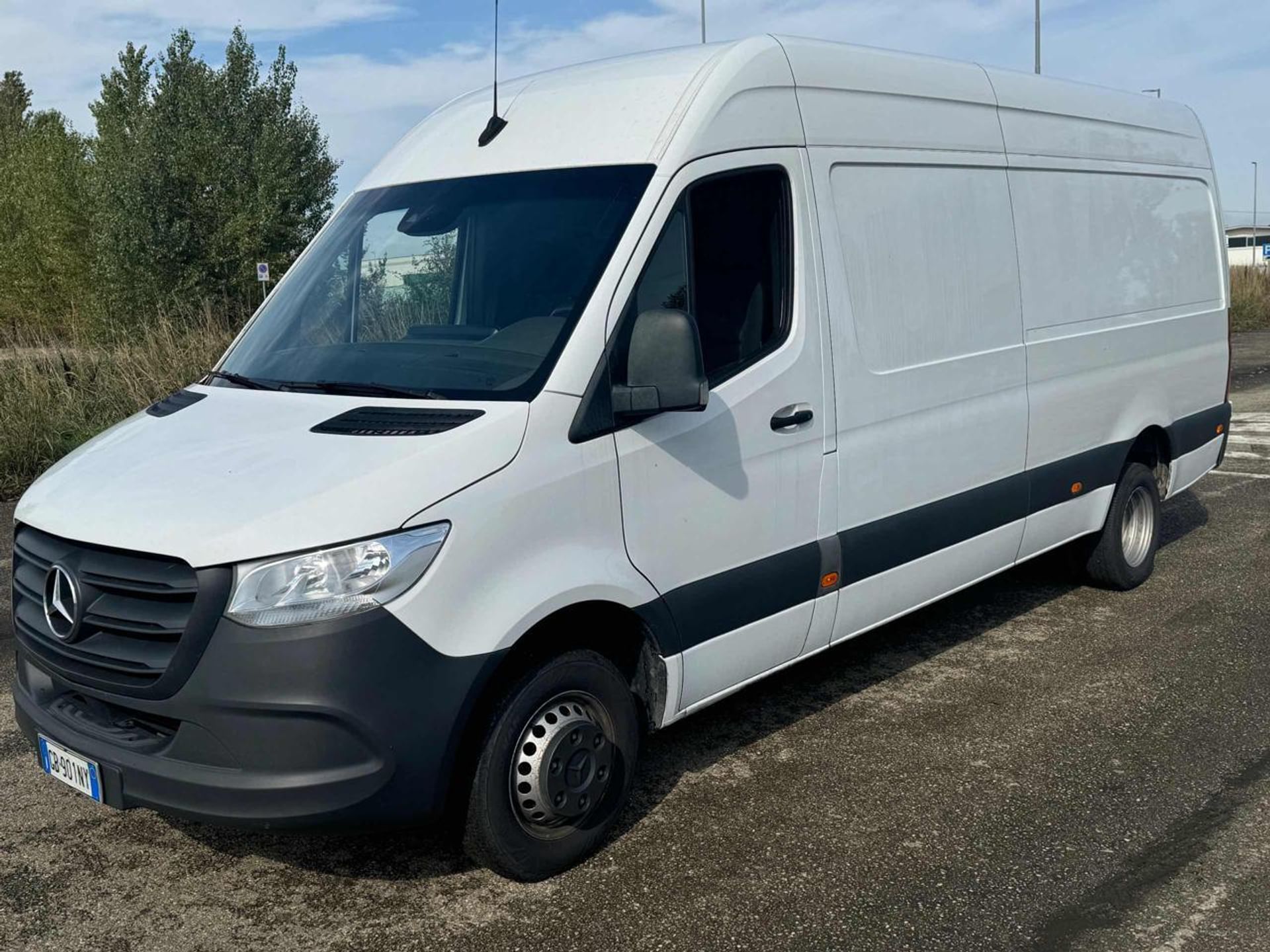 Mercedes-Benz Sprinter