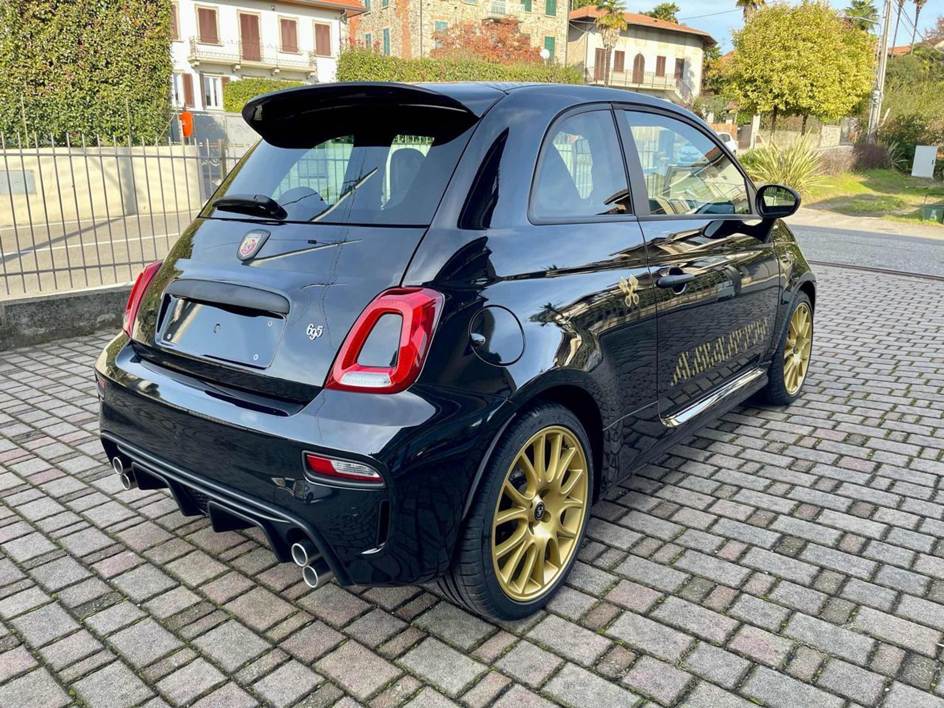 Abarth 695