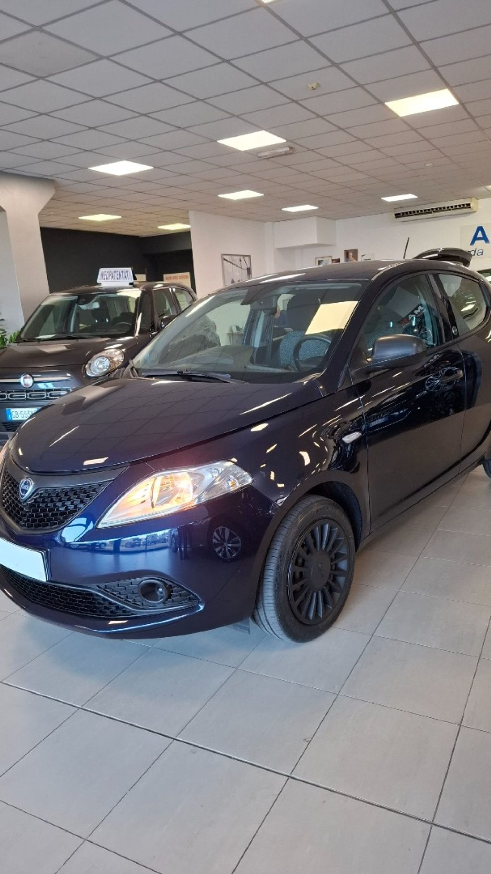 Lancia Ypsilon