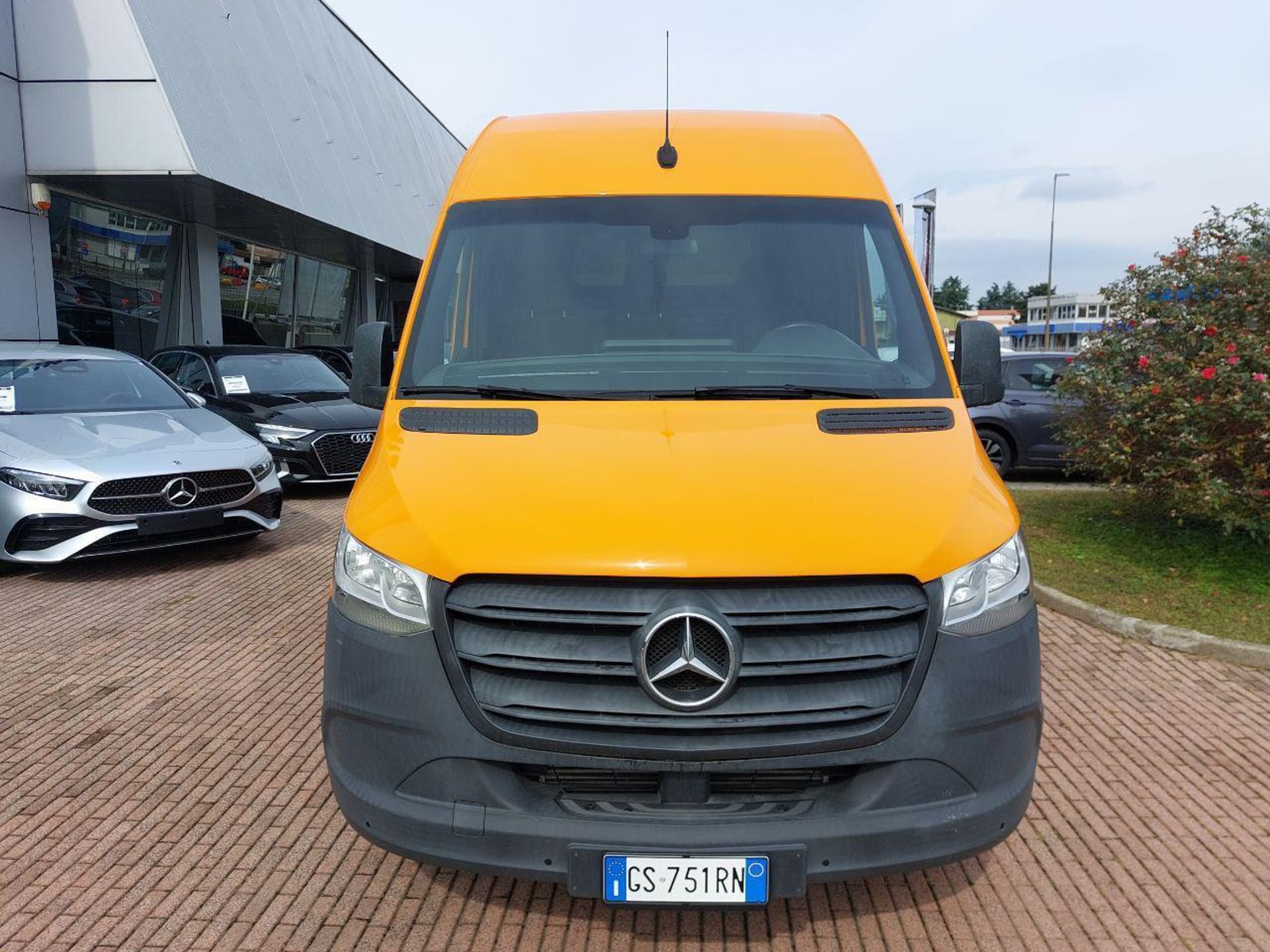 Mercedes-Benz Sprinter