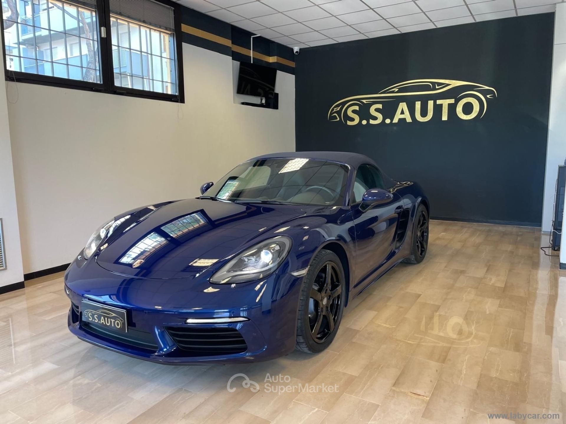 Porsche 718