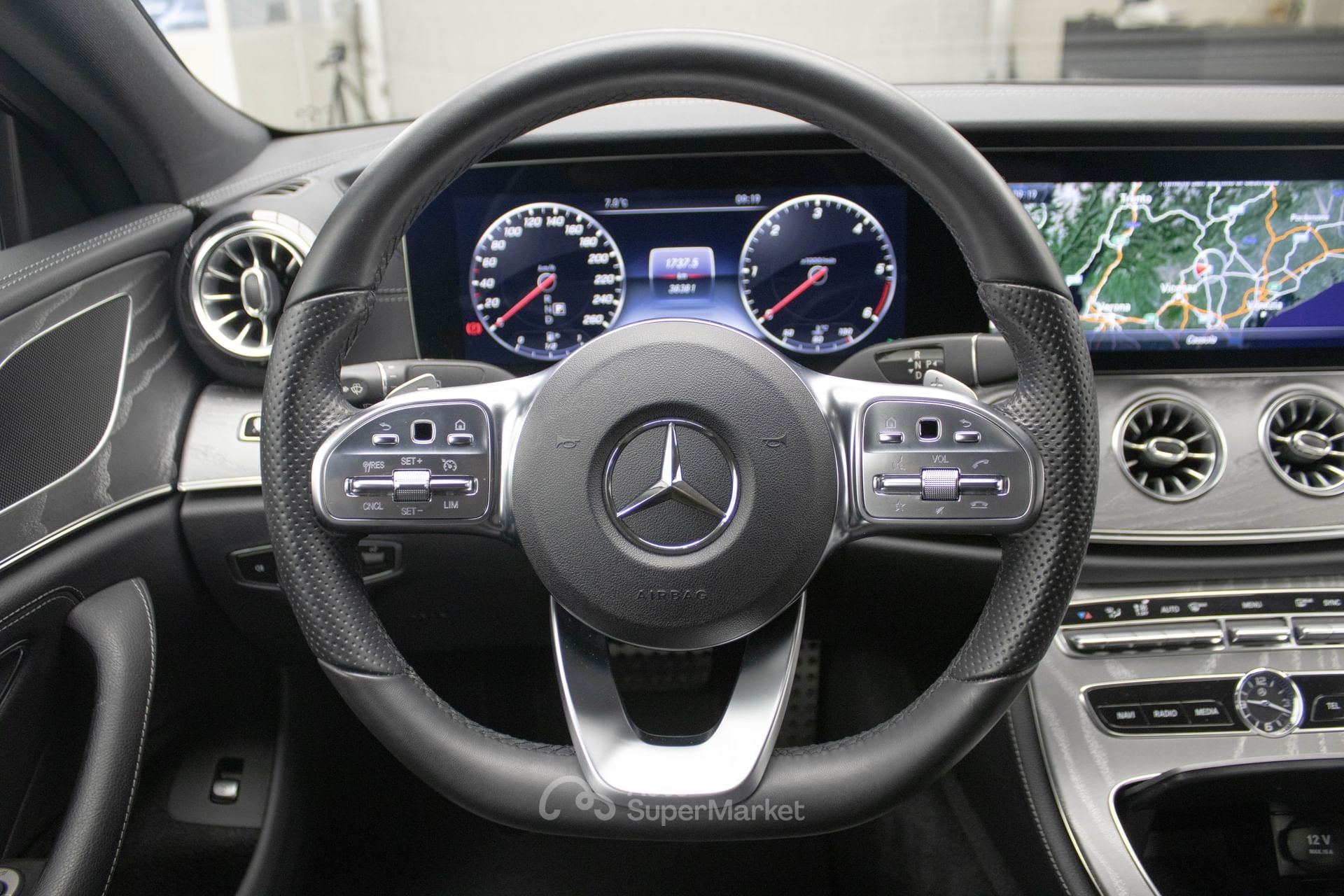 Mercedes-Benz CLS