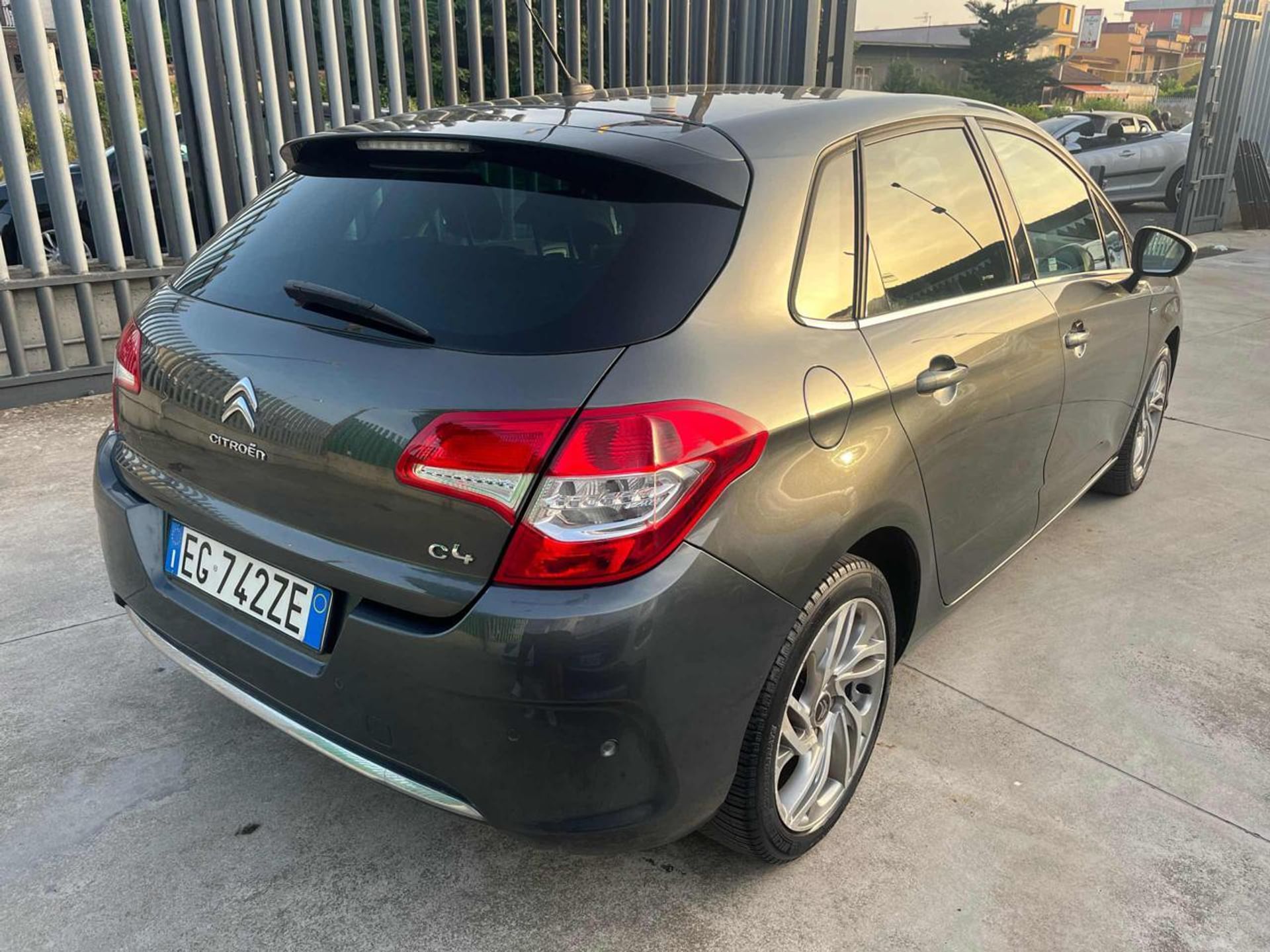 Citroen C4