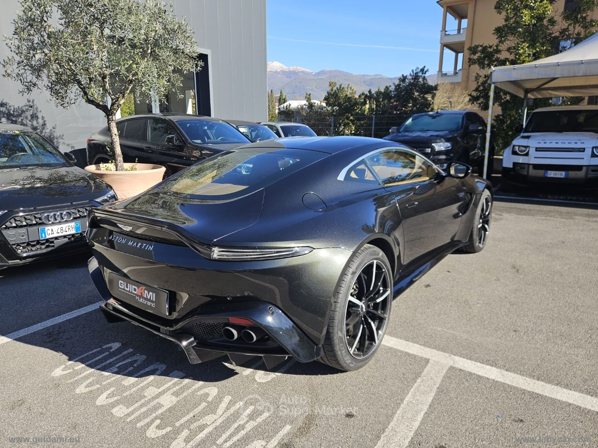 Aston Martin Vantage