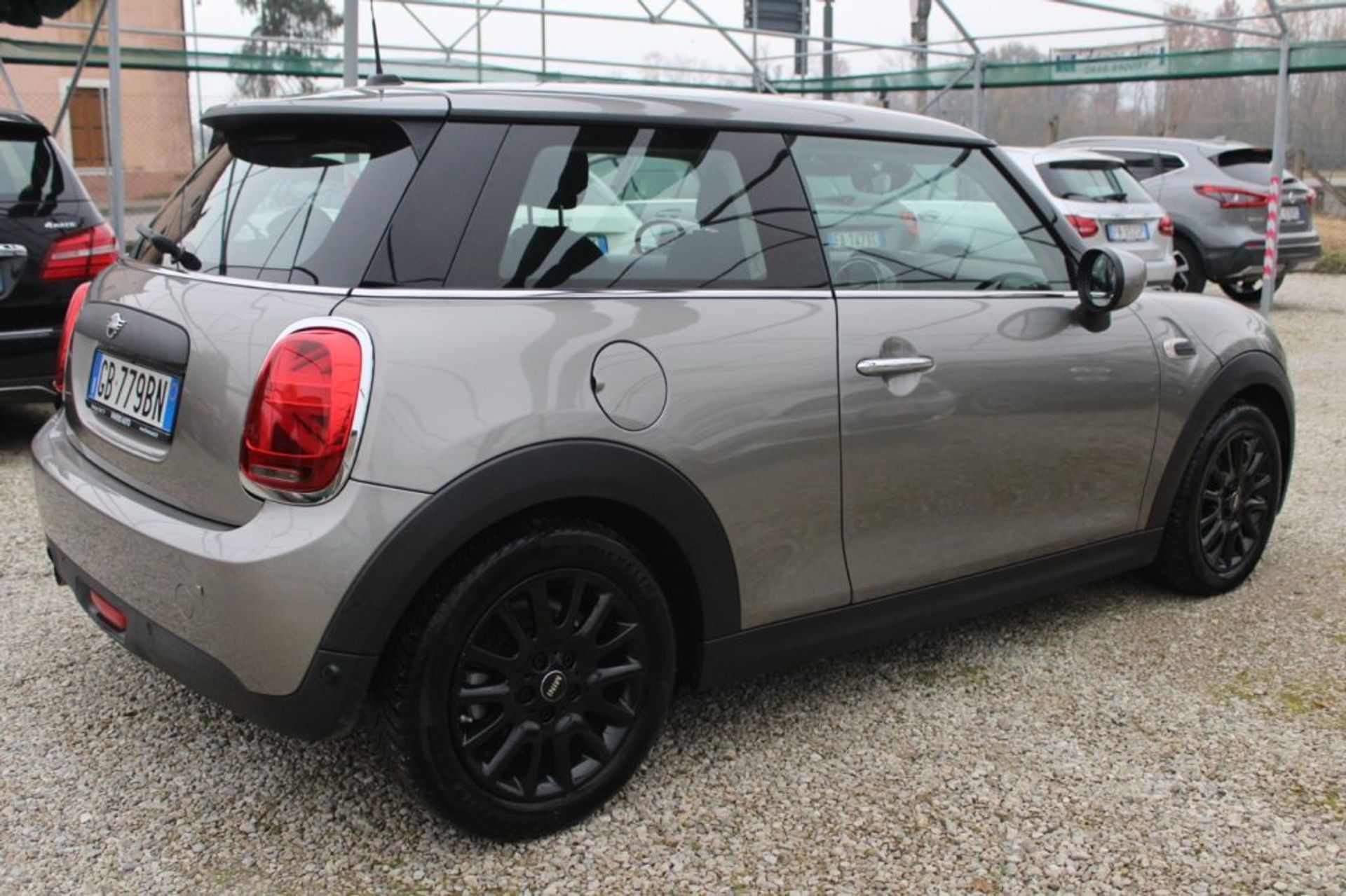 MINI One