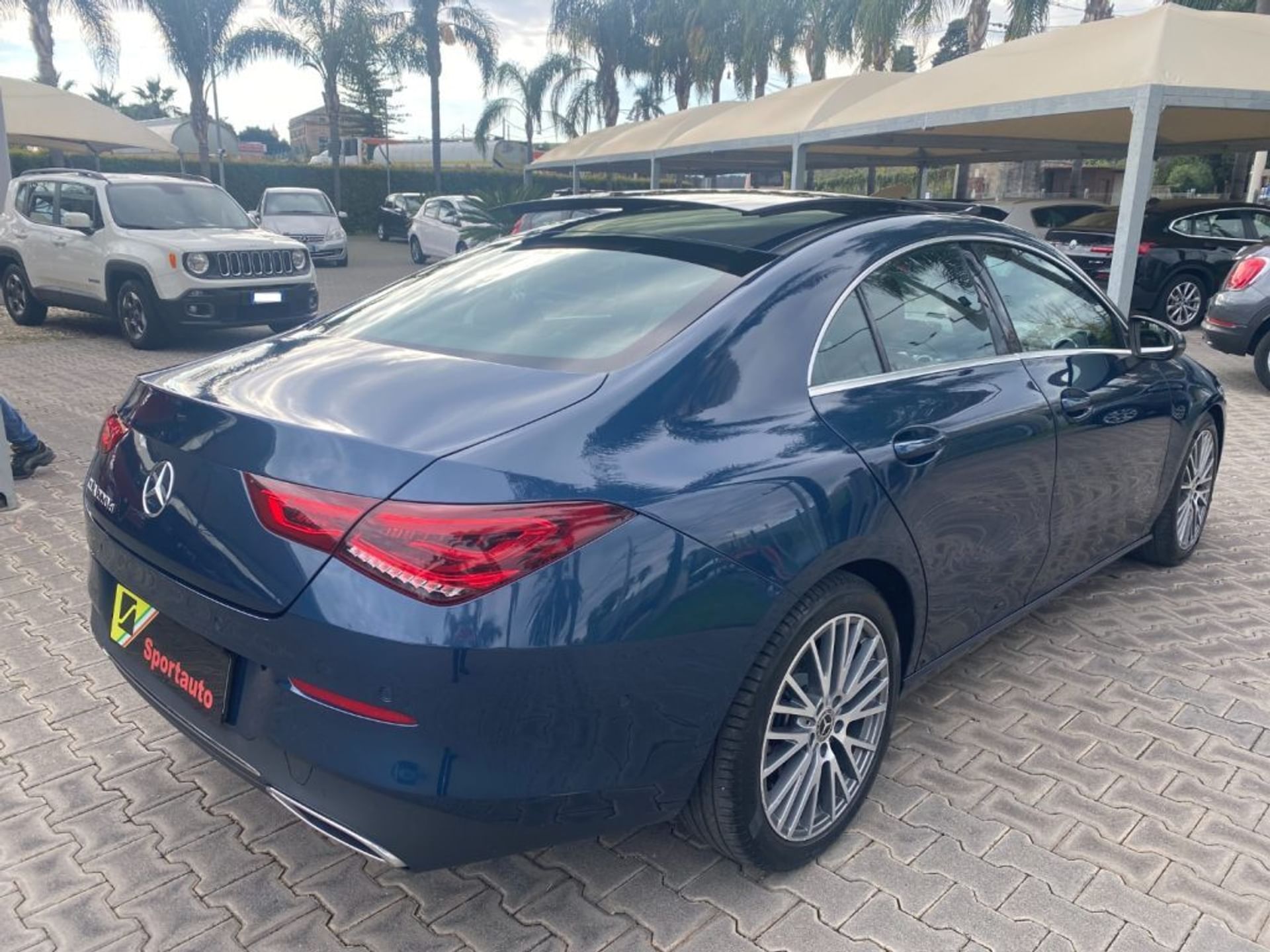 Mercedes-Benz CLA