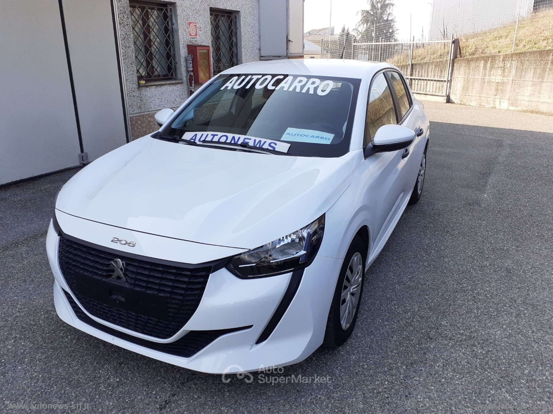 Peugeot 208