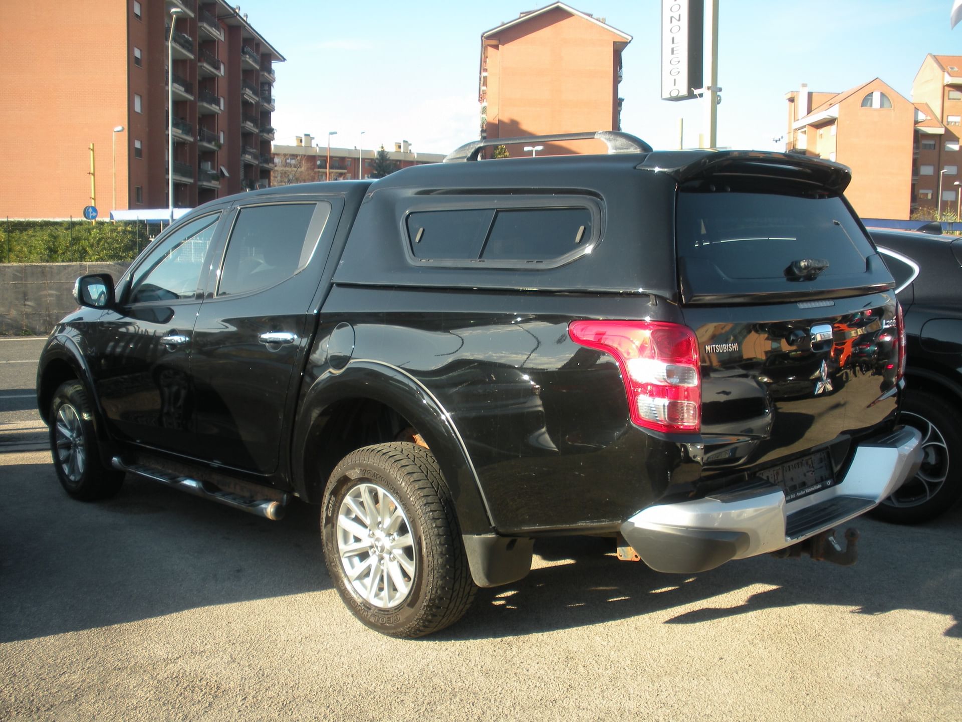 Mitsubishi L200