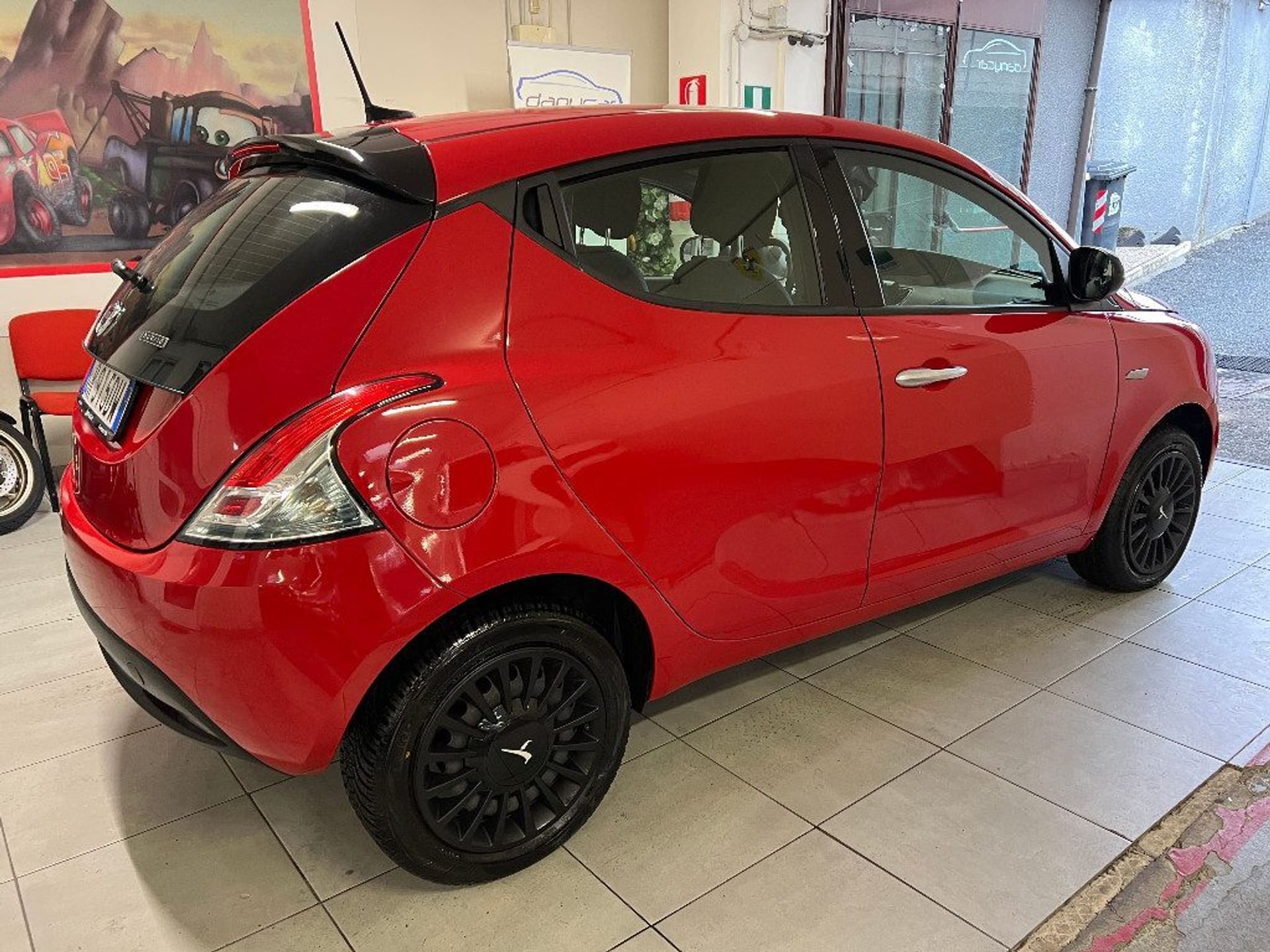 Lancia Ypsilon