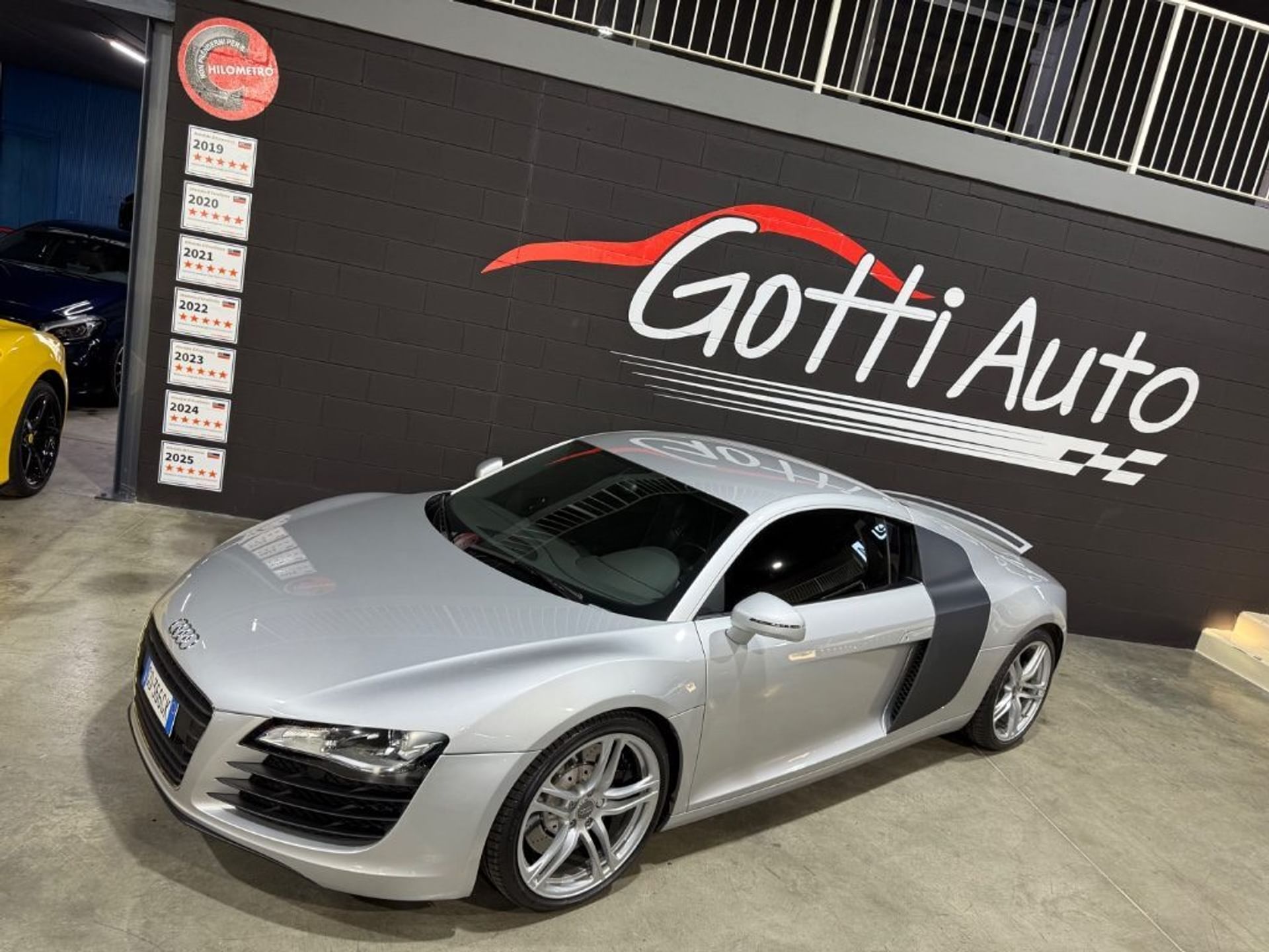 Audi R8