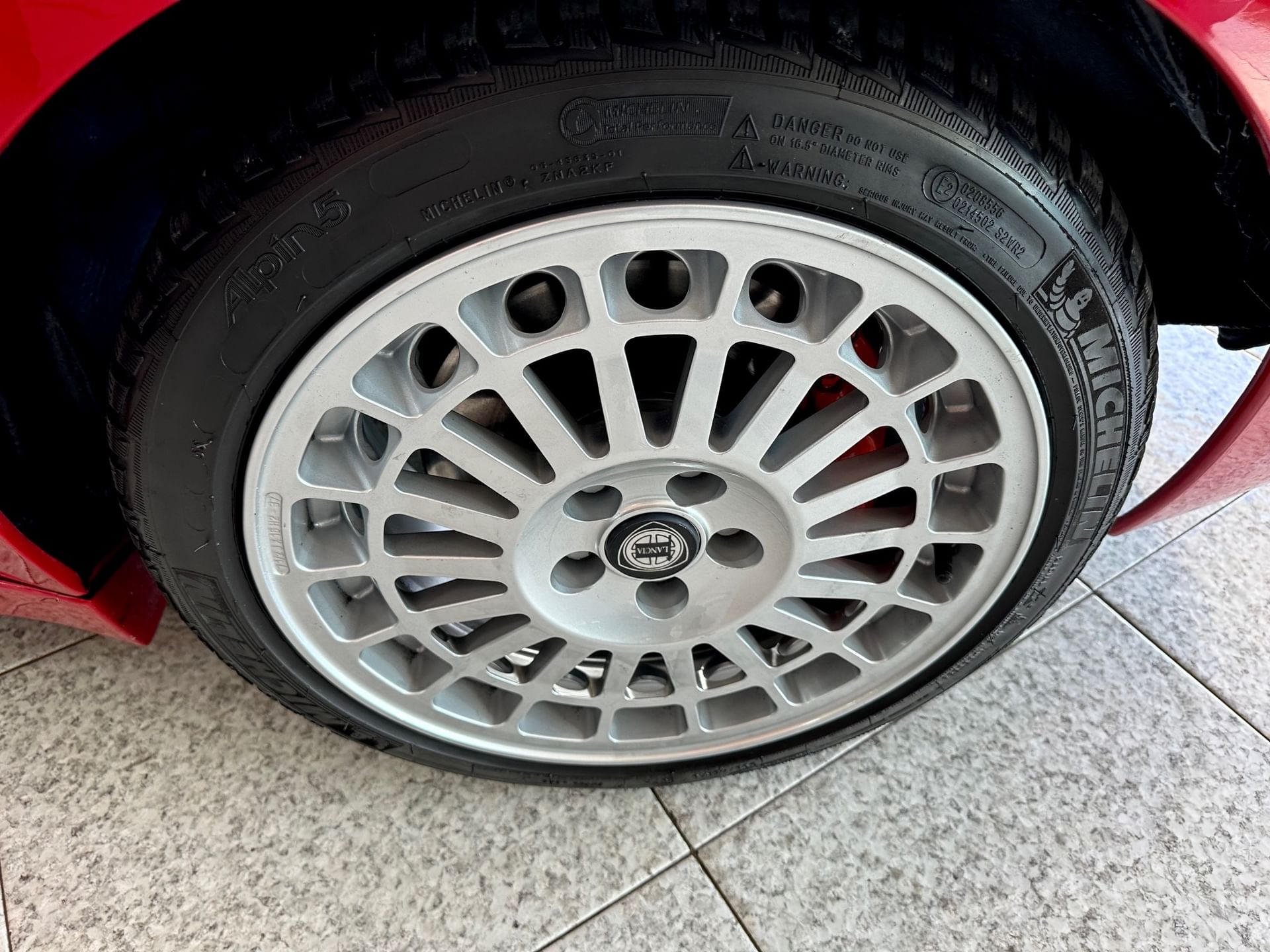 Lancia Delta HF Integrale EVO1