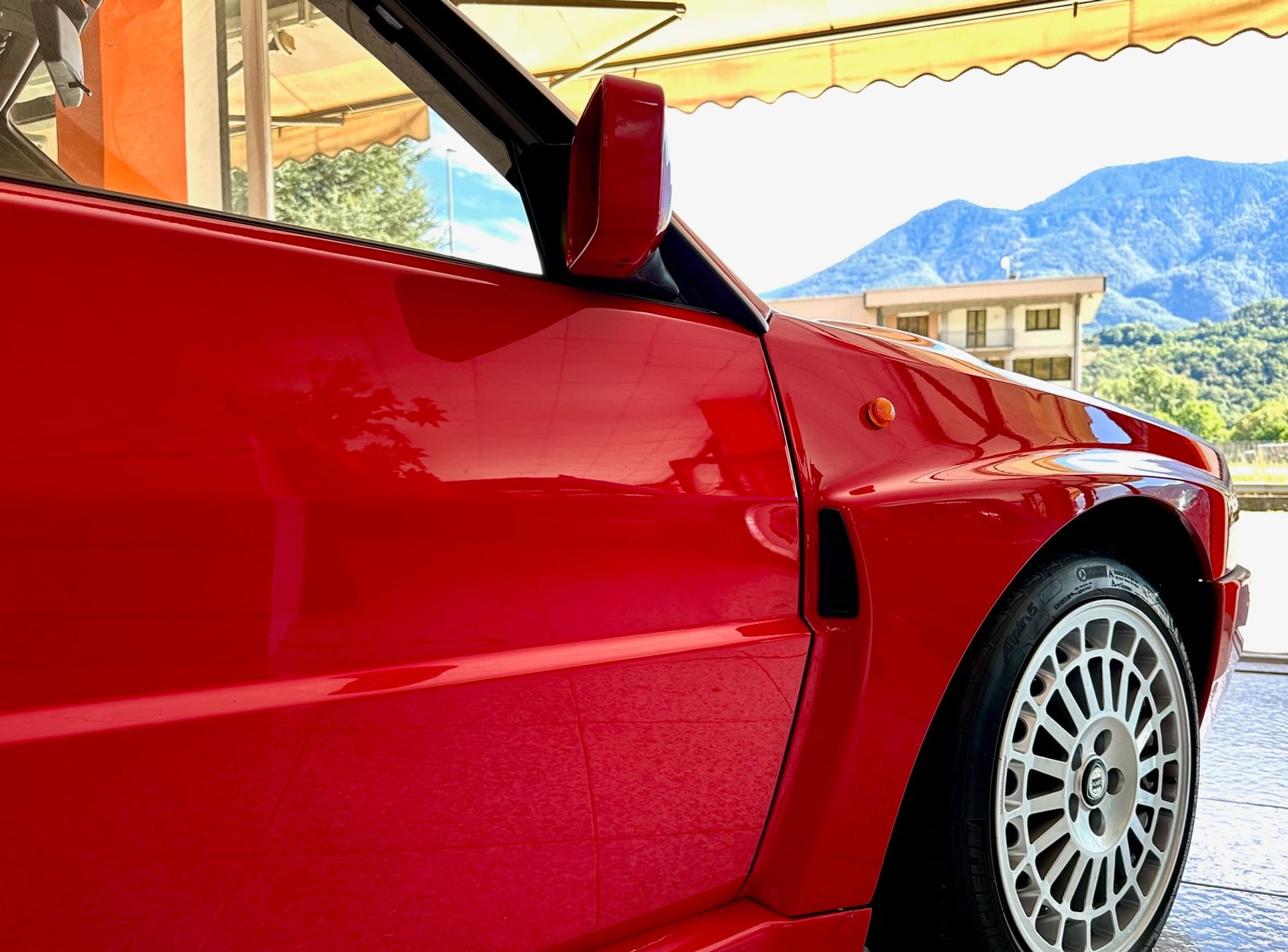 Lancia Delta HF Integrale EVO1