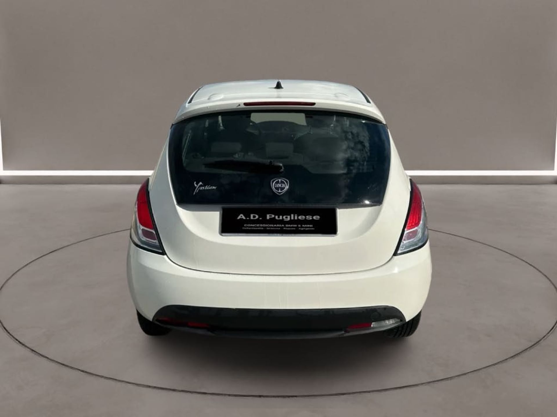 Lancia Ypsilon